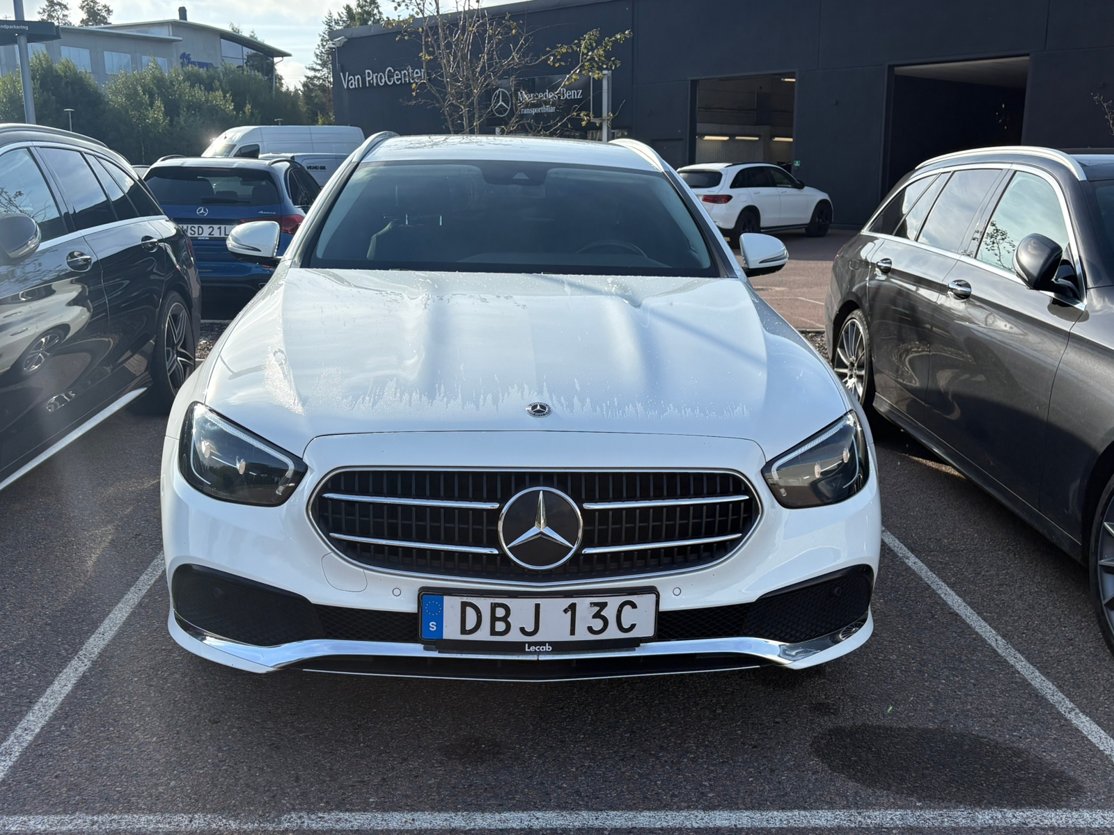 Mercedes-Benz E 220 T d 4MATIC 9G-Tronic 2021, bild 3/7