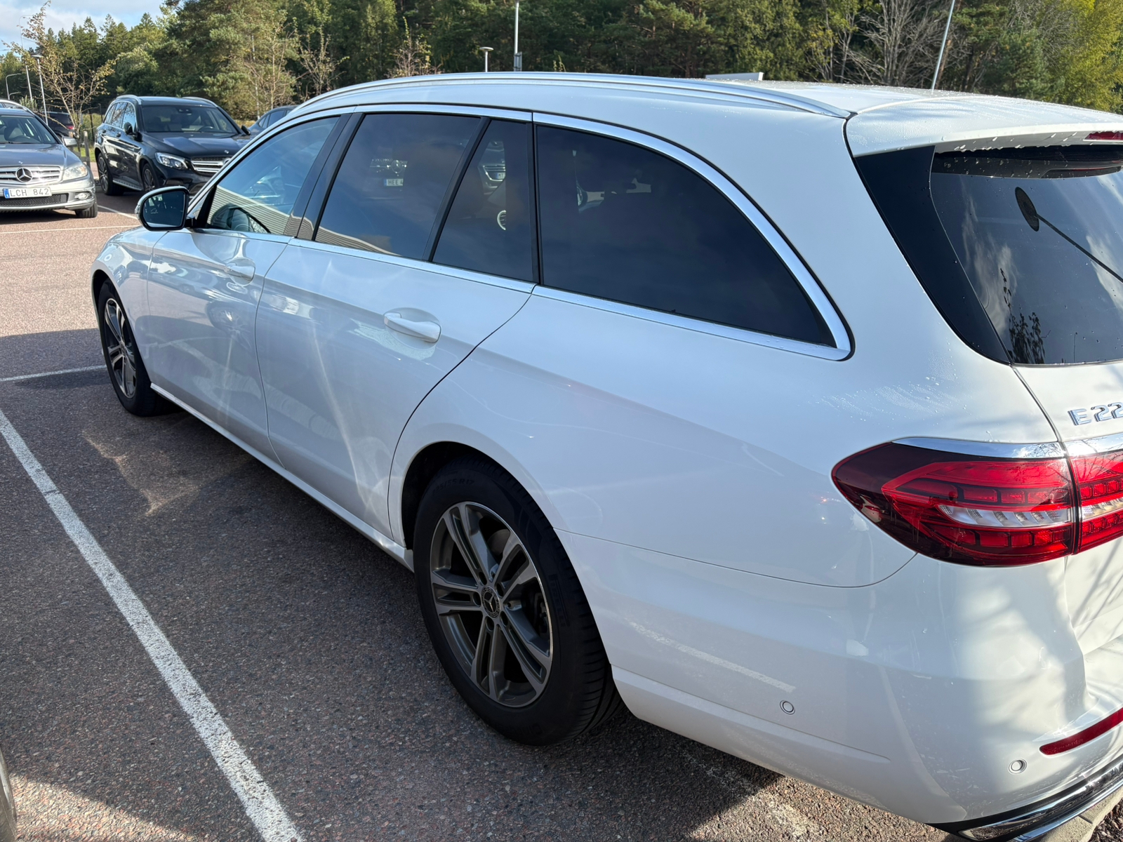 Mercedes-Benz E 220 T d 4MATIC 9G-Tronic 2021, bild 4/7