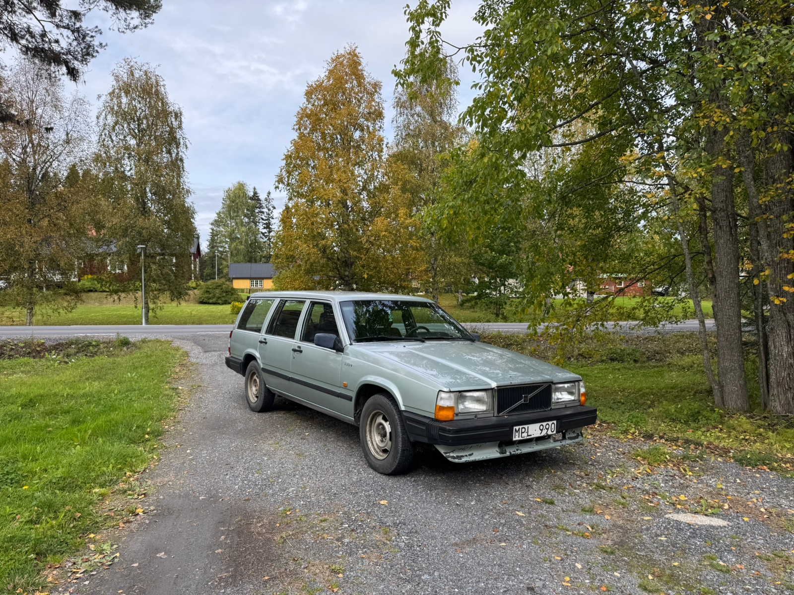 Volvo 740 Kombi 2.3 Manuell 1987, bild 2/8