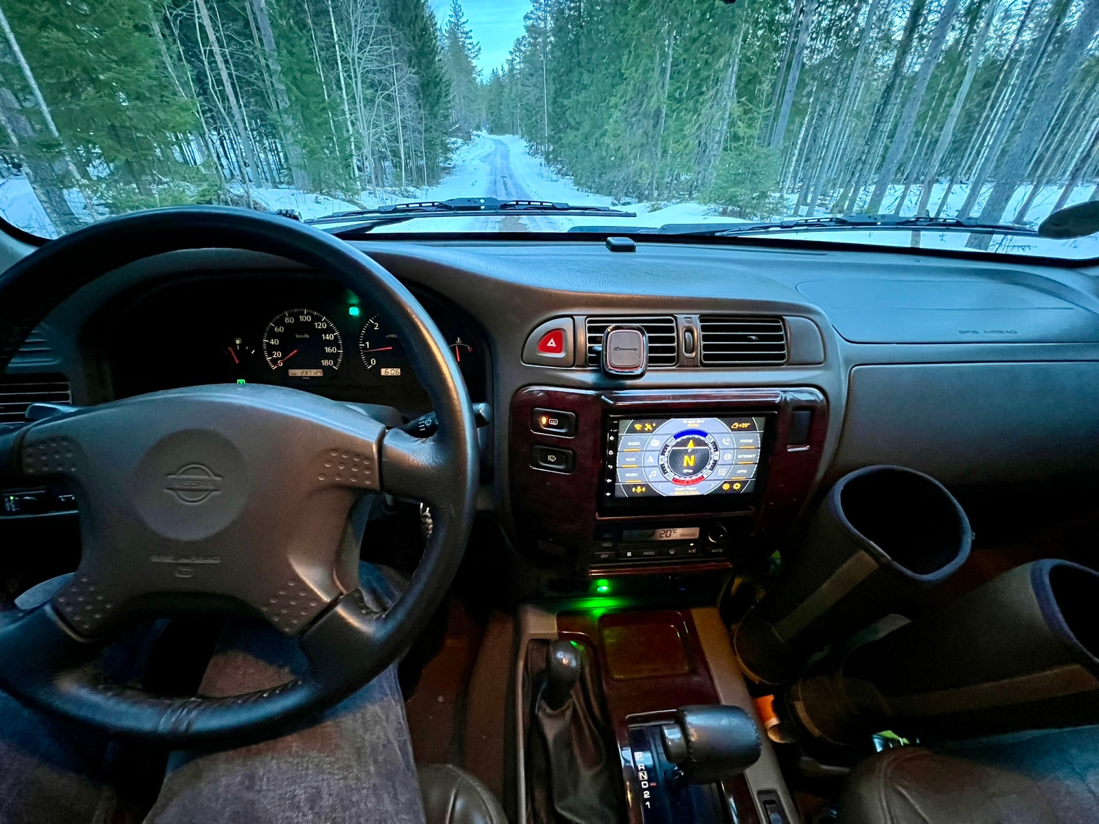 Nissan Patrol 2000, bild 7/10
