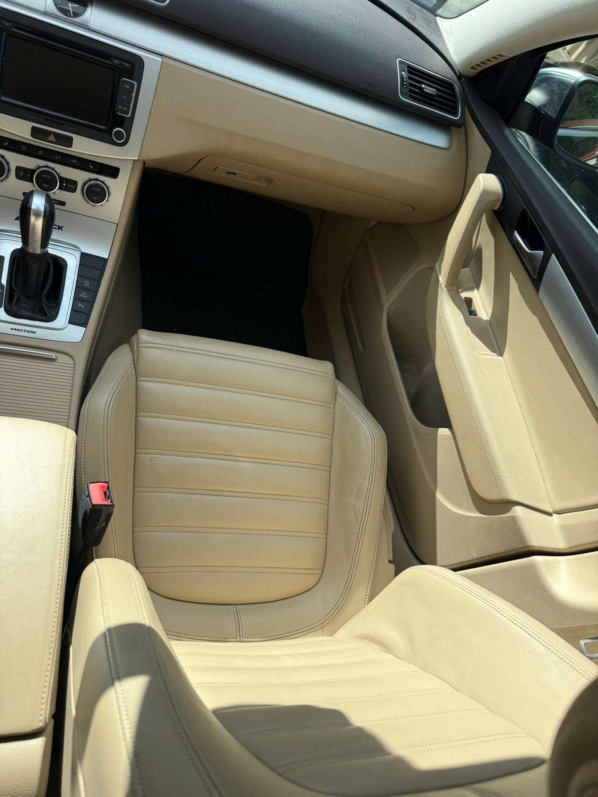 Volkswagen Passat 2015, bild 5/7