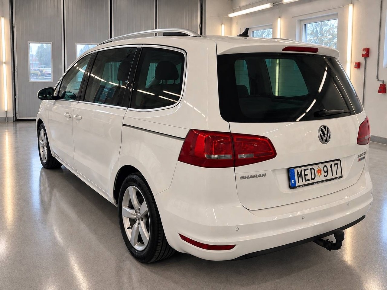 Volkswagen Sharan 2012, photo 5/16