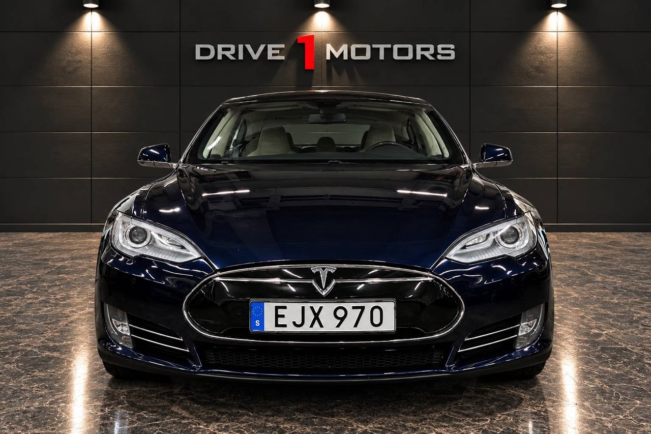 Tesla Model S 2014, kuva 3/10