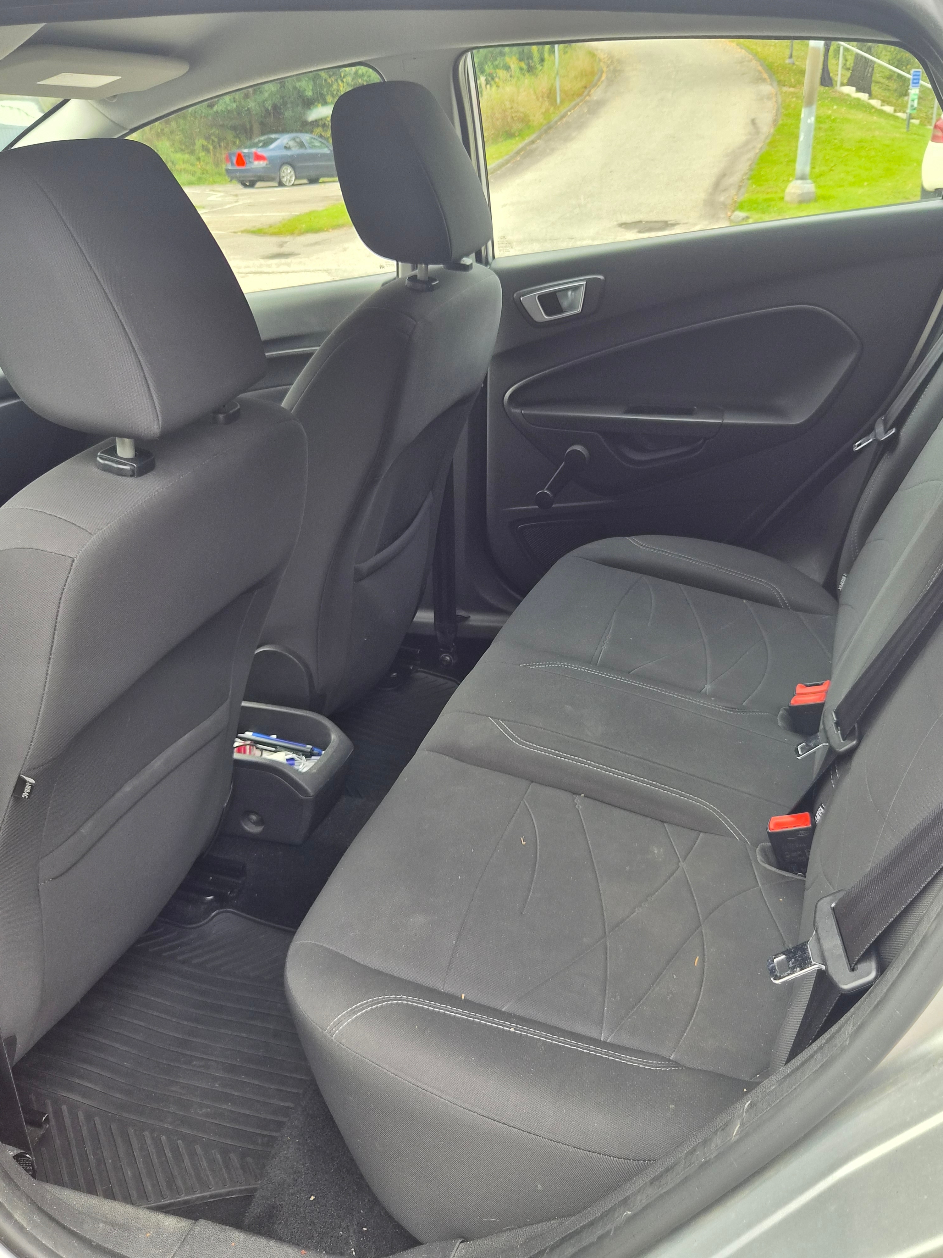 Ford Fiesta 5-dörrar 1.25 Manuell 2013, bild 6/6