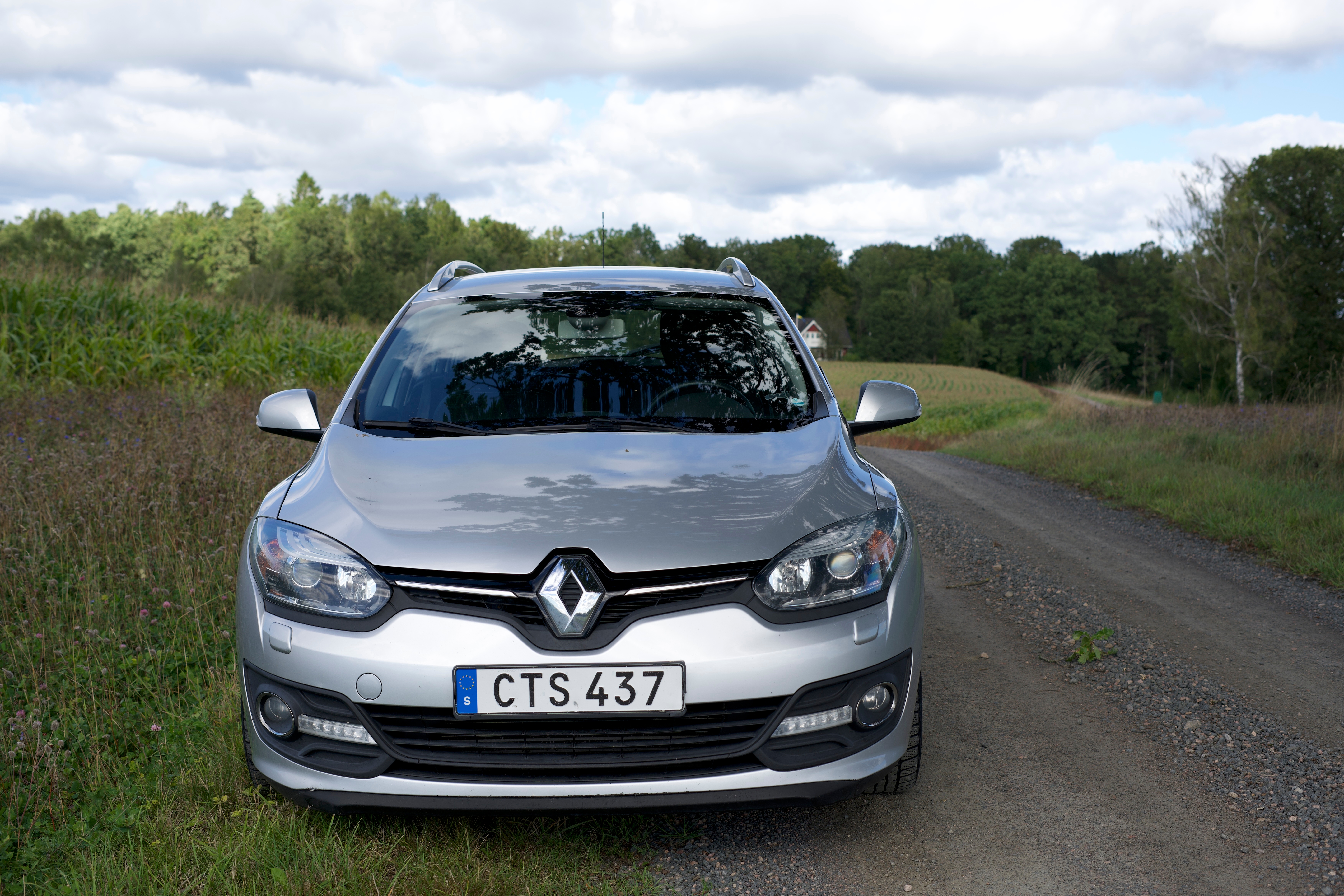 Renault Megane III Grandtour 1.5 dCi EDC 2014, bild 3/5