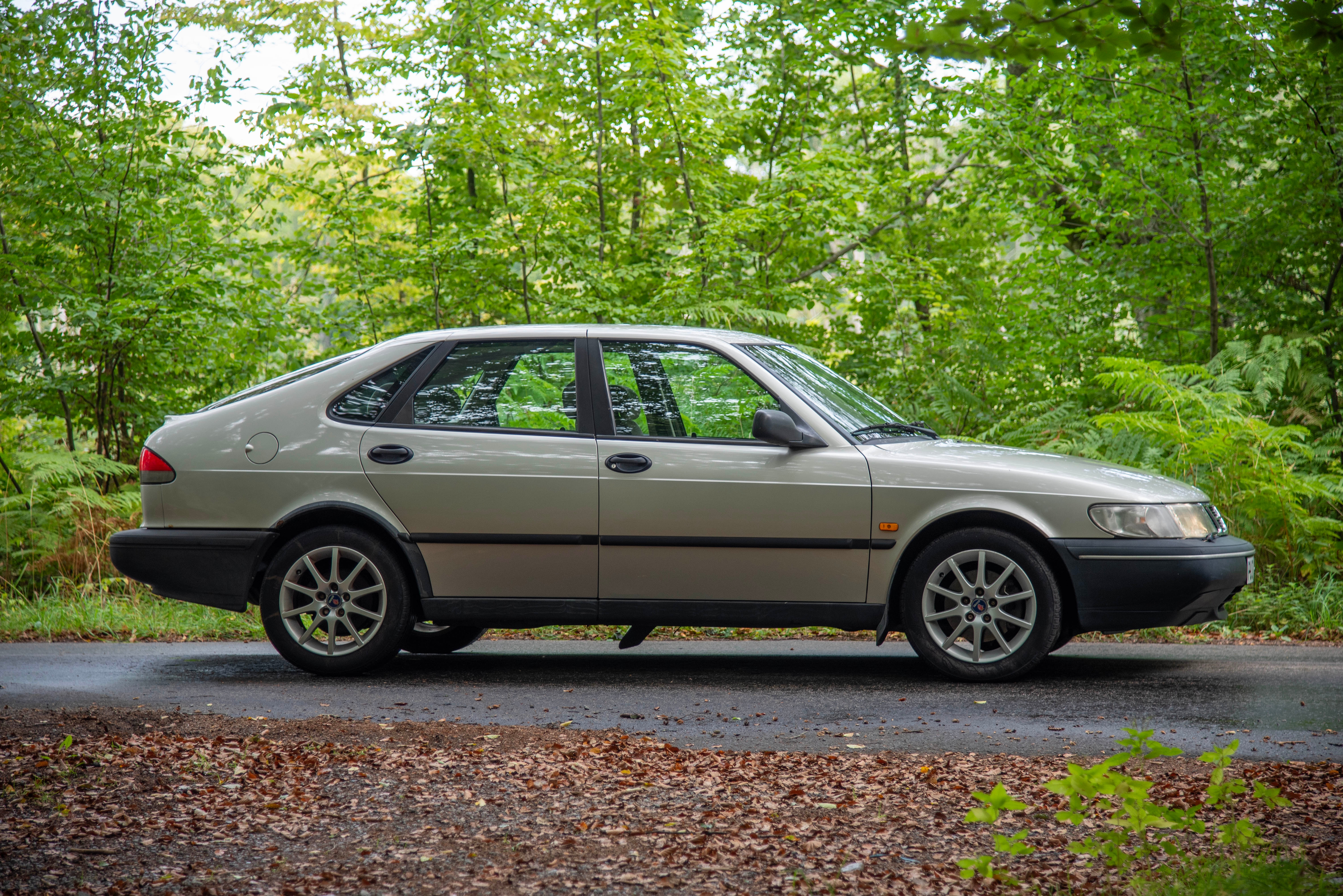 Saab 900 5-dörrar 2.3 Manuell 1994, photo 3/10