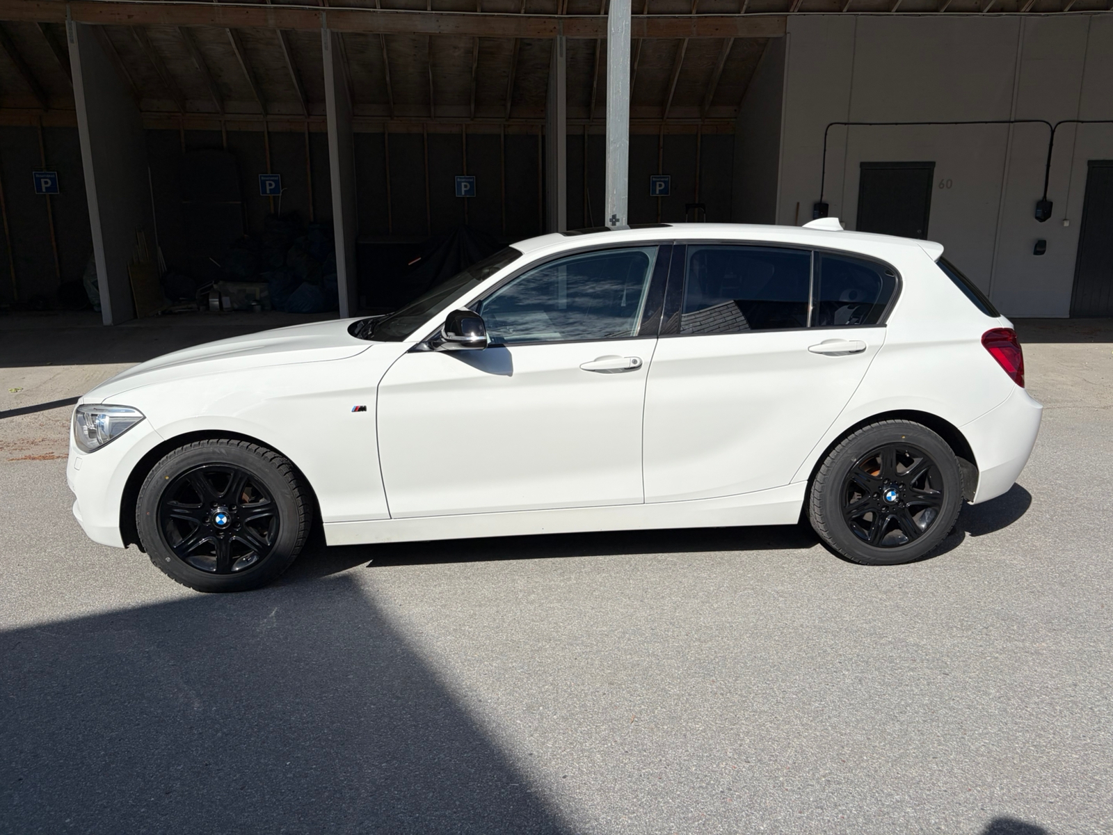 BMW 118 i 5-dörrars Steptronic 2012, bild 6/9