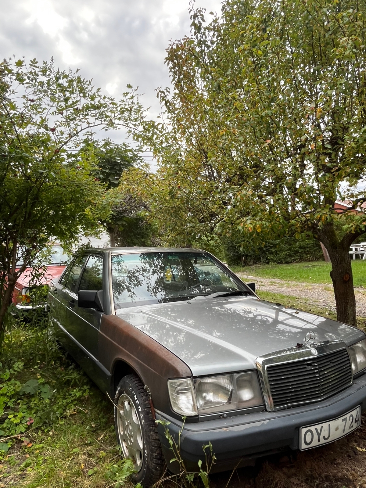 Mercedes-Benz 190