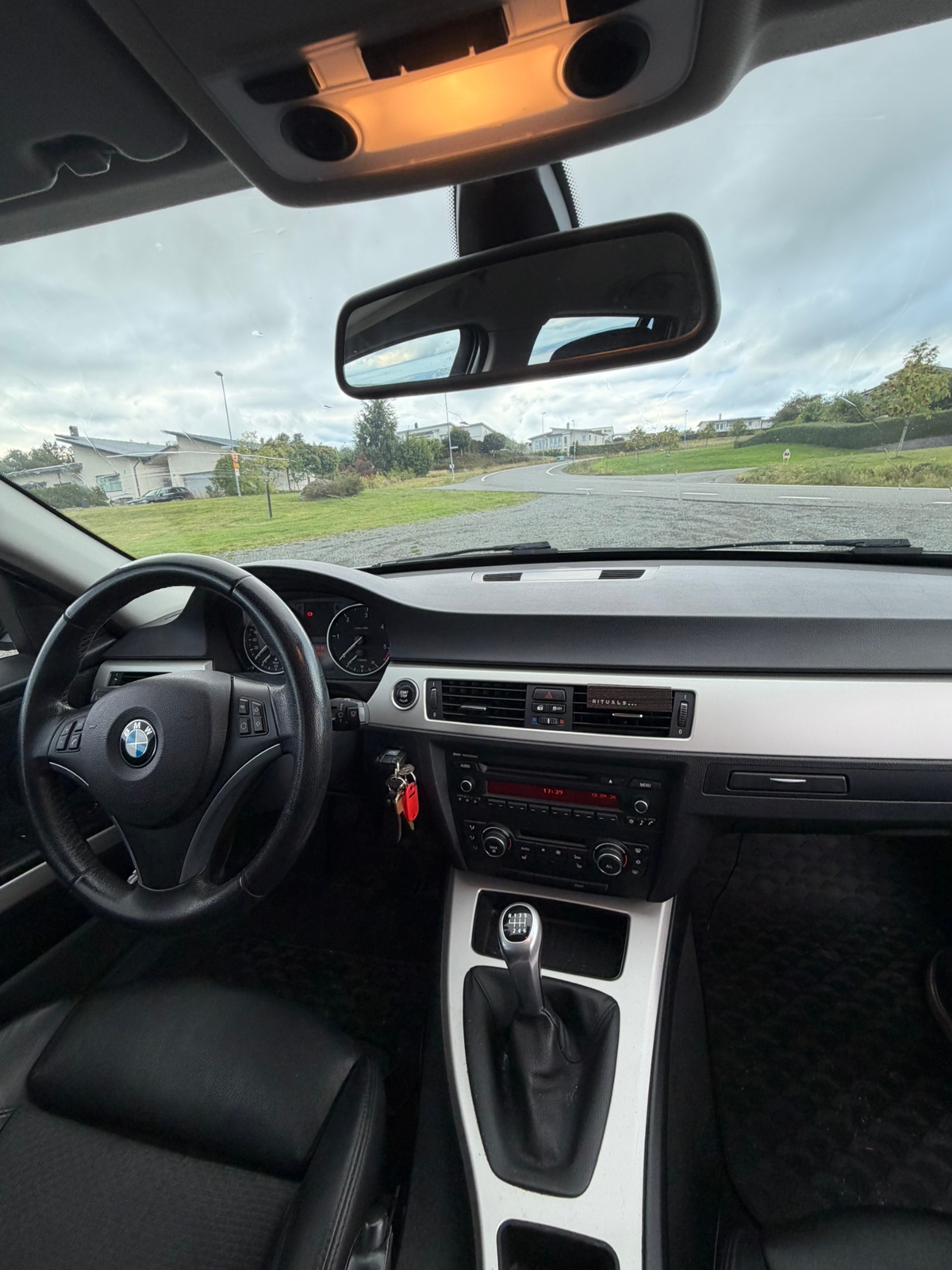 BMW 320 d Touring Manuell 2012, bild 4/7