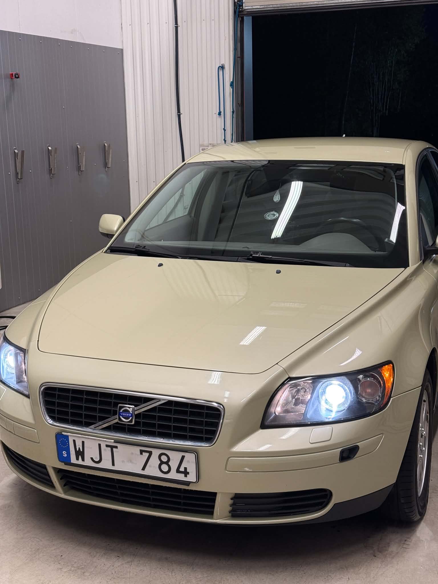 Volvo S40 1.8 Manuell 2005, bild 2/10