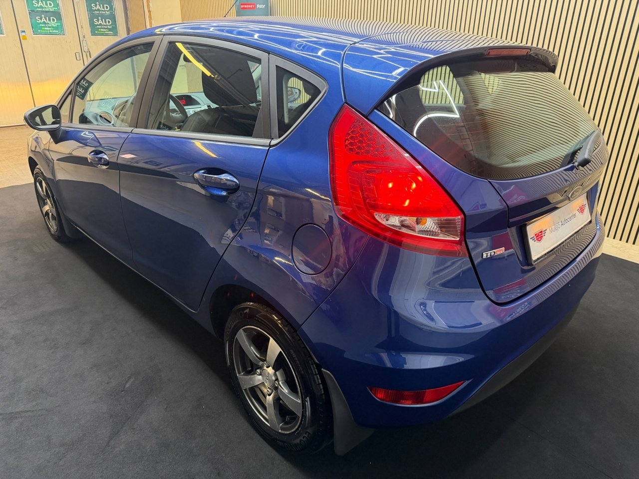 Ford Fiesta 2010, bild 3/10