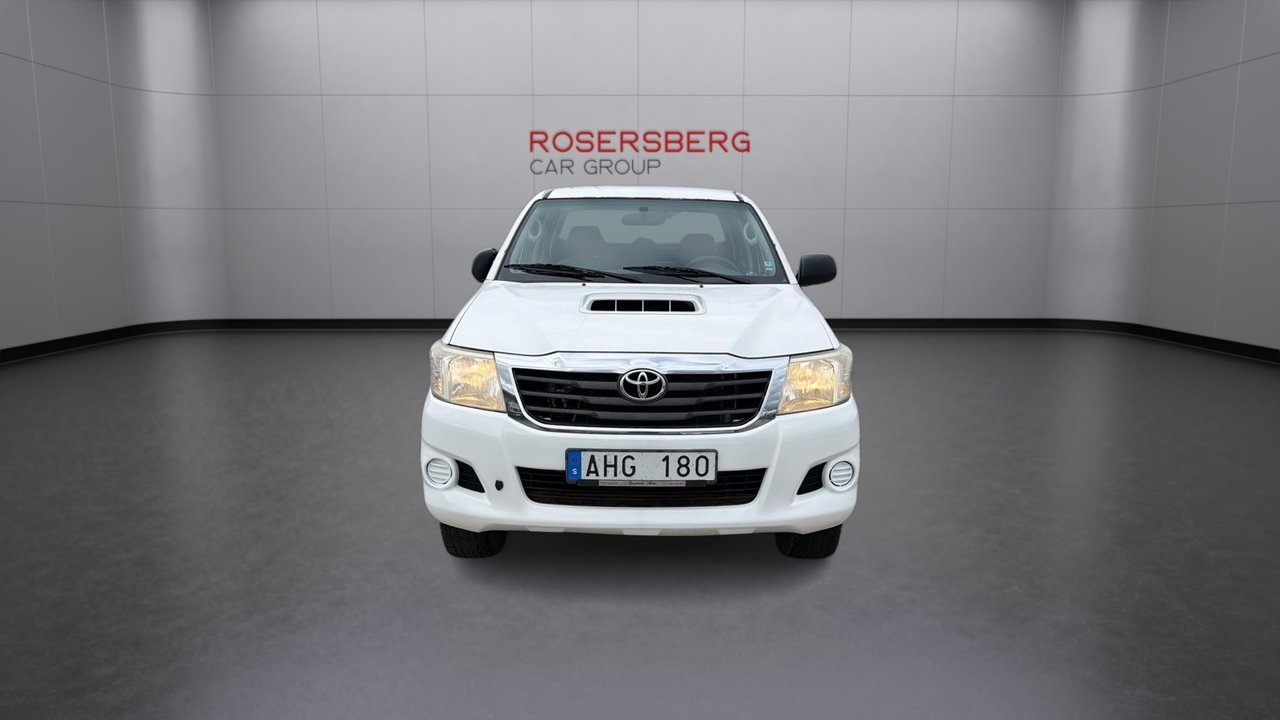 Toyota HiLux 2013, kuva 6/10