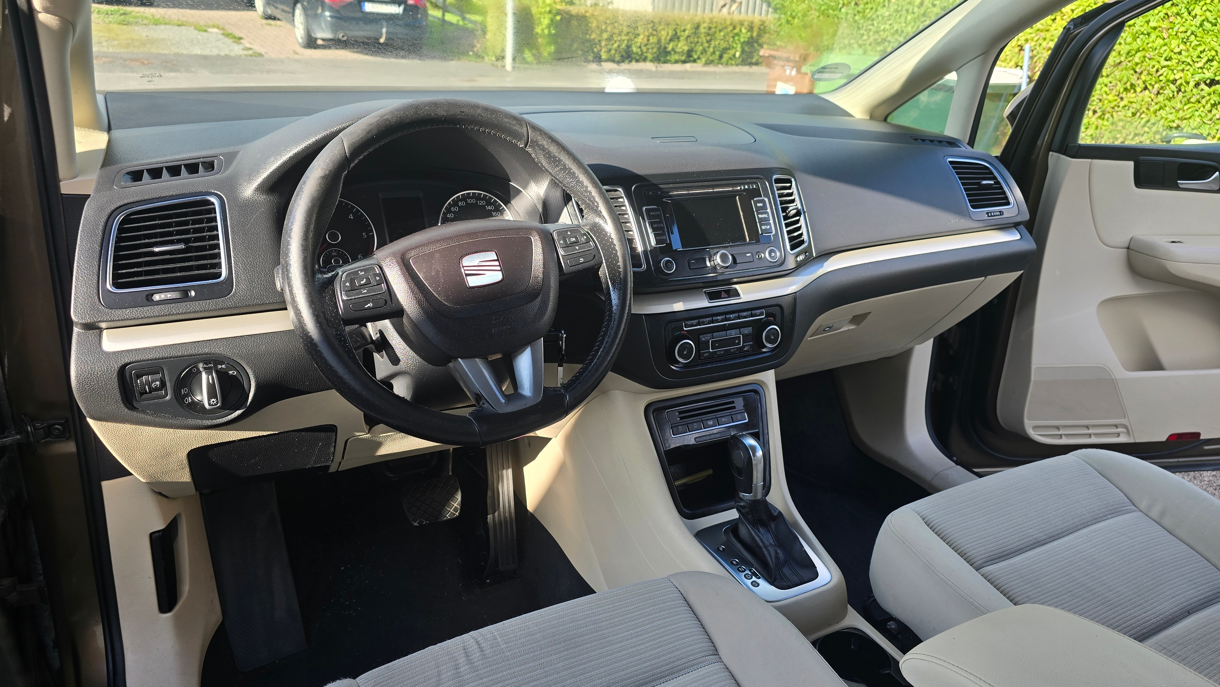 Seat Alhambra 2012, bild 7/9