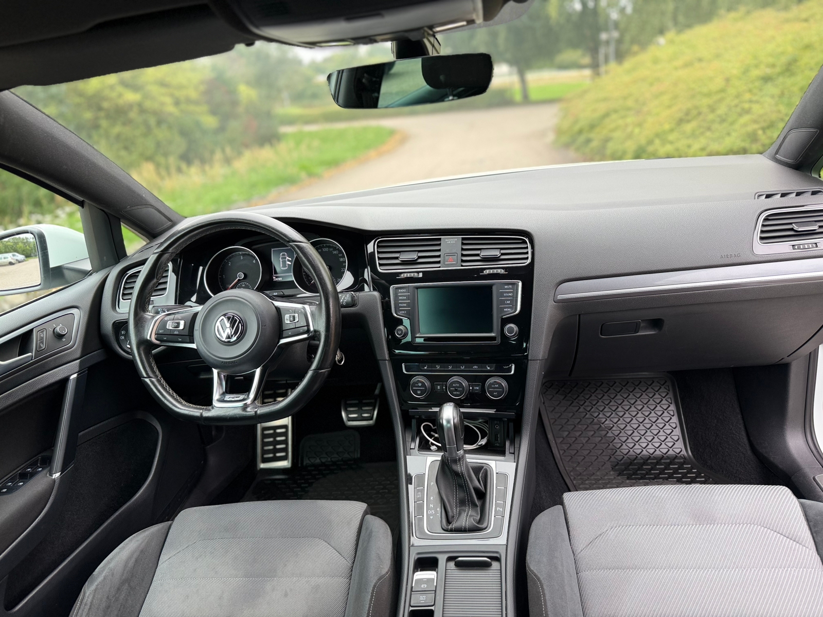 Volkswagen Golf 2017, bild 6/7