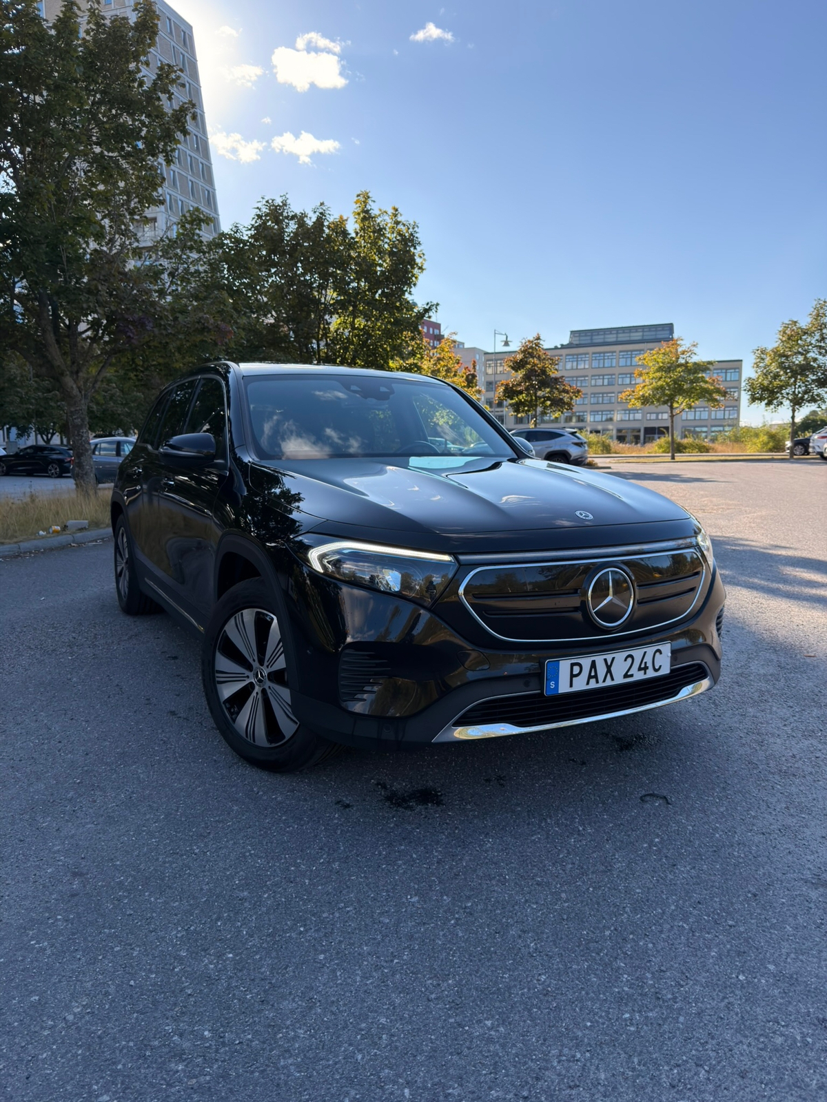 Mercedes-Benz EQB