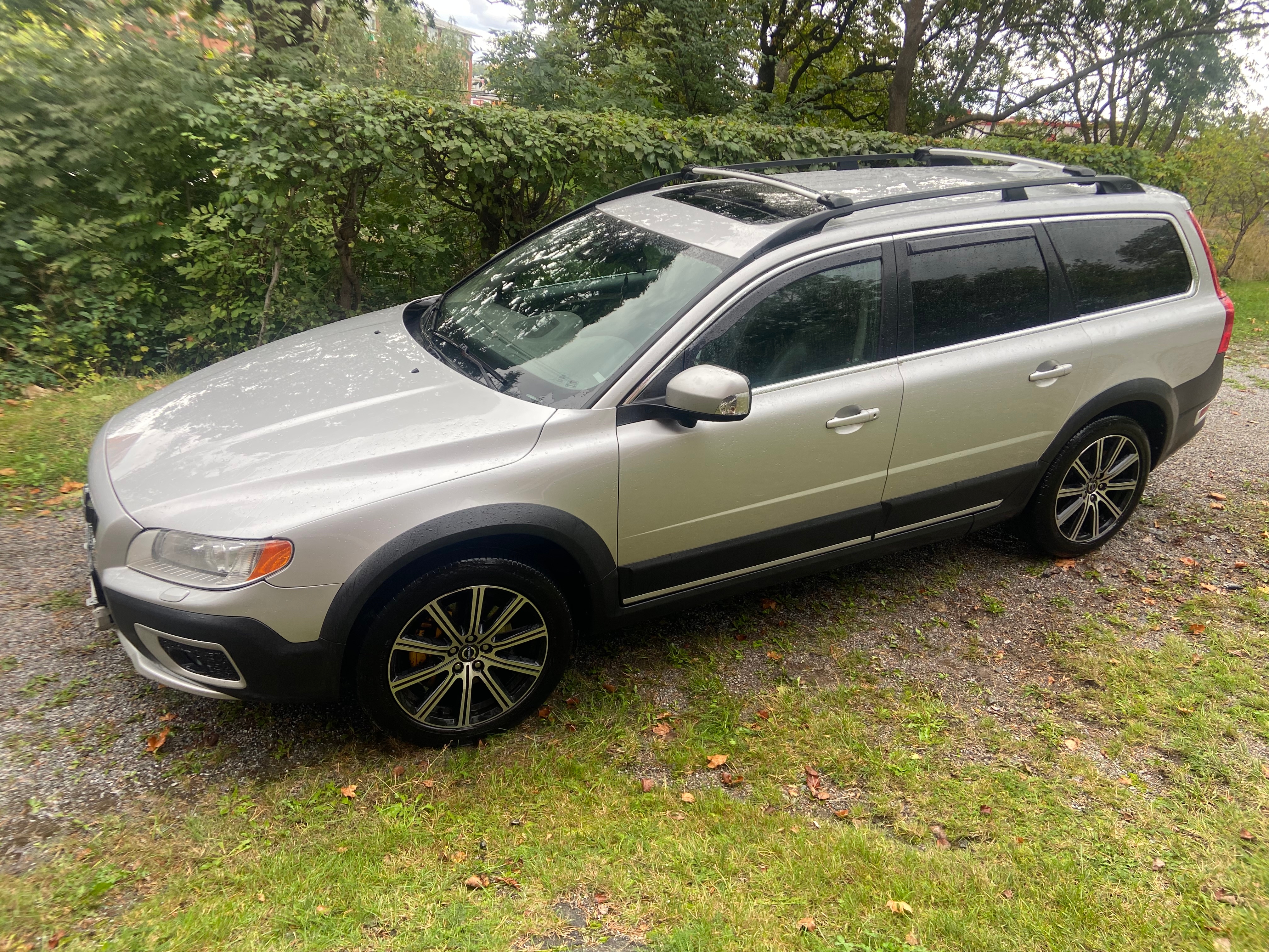 Volvo XC70 D3 AWD Geartronic 2012, bild 2/10