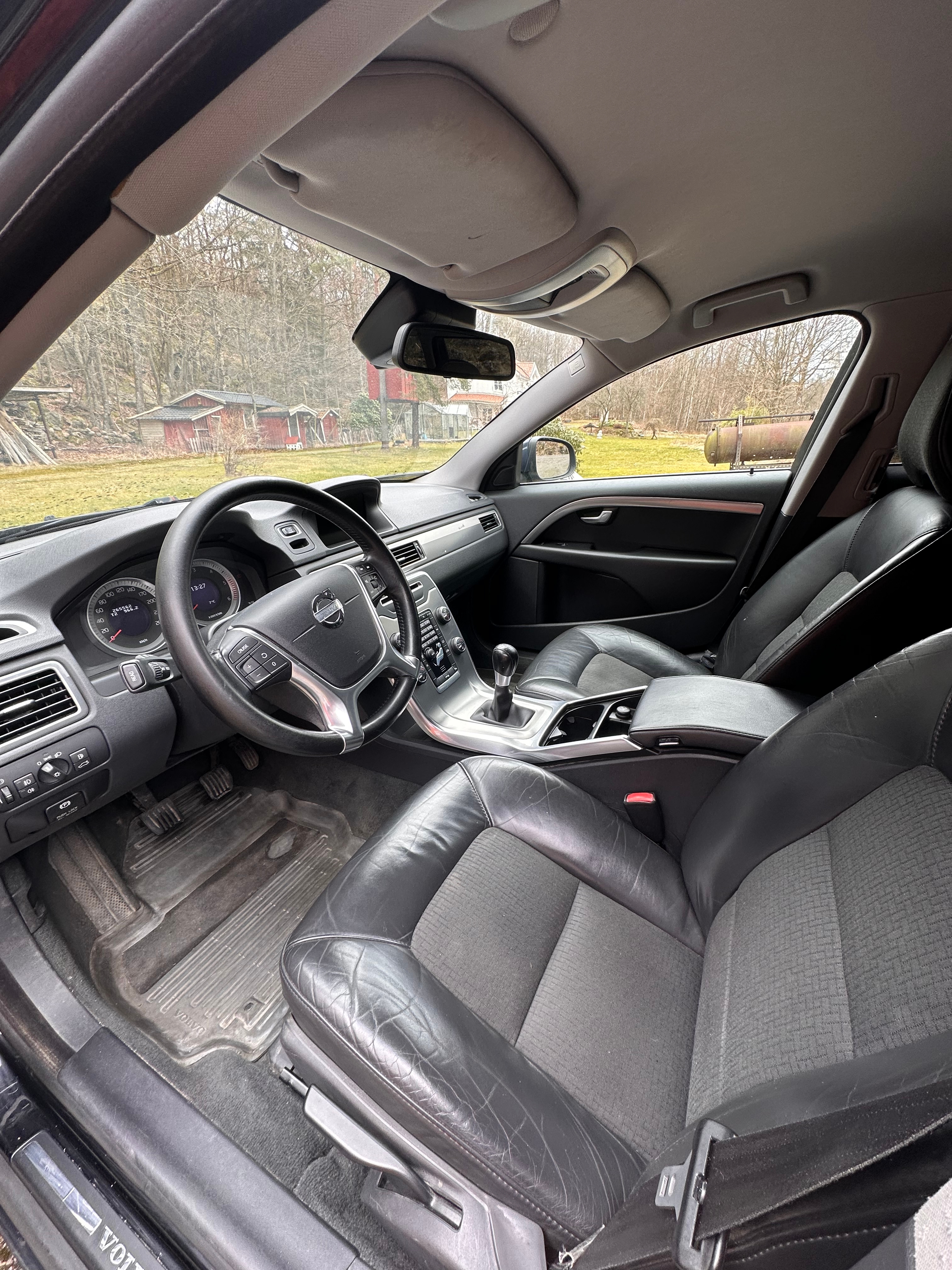 Volvo V70 DRIVe Manuell 2012, bild 7/8