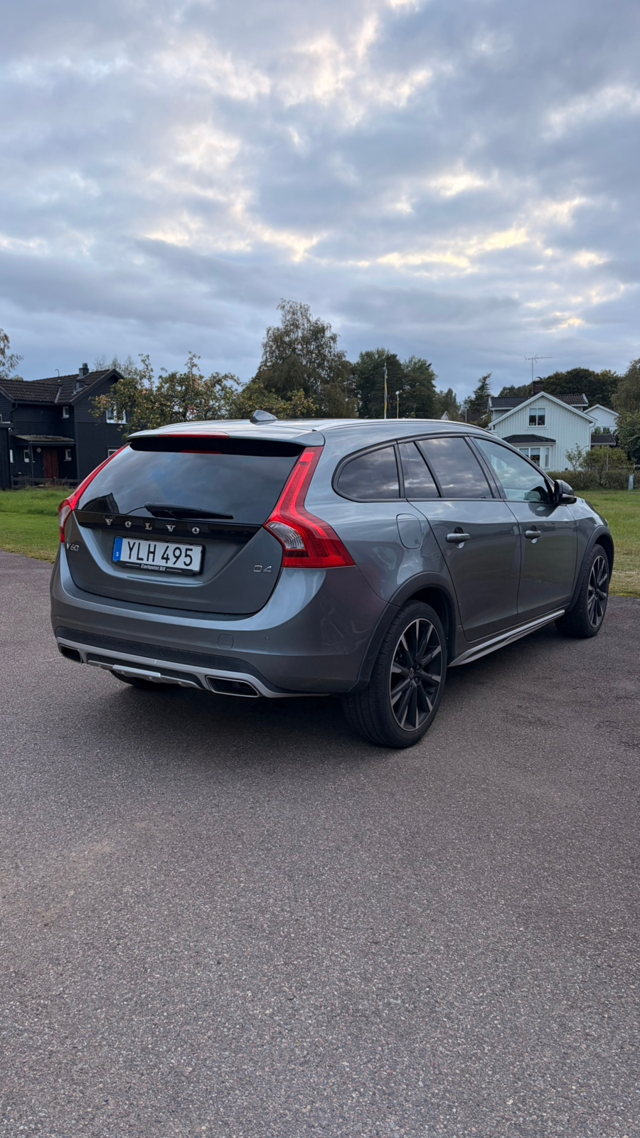 Volvo V60 Cross Country D4 Manuell 2017, bild 5/9