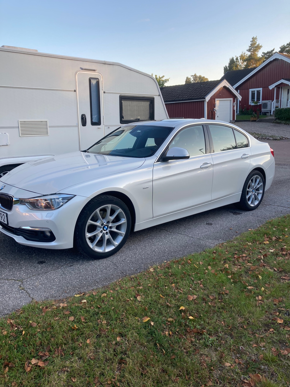 BMW 320 d xDrive Sedan Steptronic 2016, bild 3/6