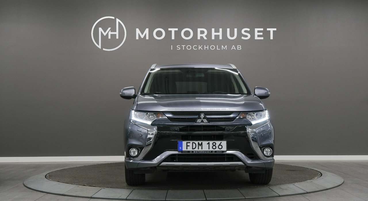 Mitsubishi Outlander PHEV 203hk City 2016, bild 2/10