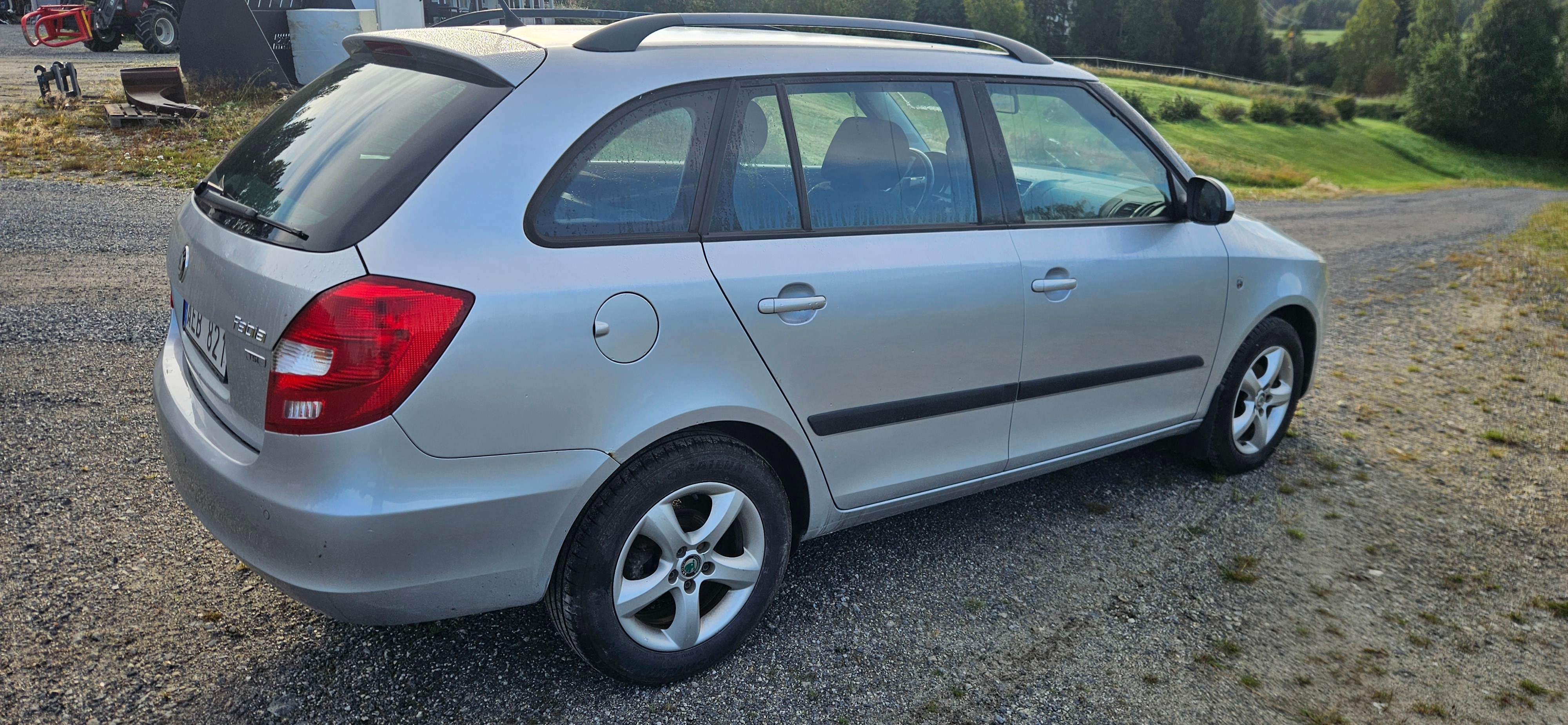 Skoda Fabia Kombi 1.2 TSI Manuell 2013, bild 3/7