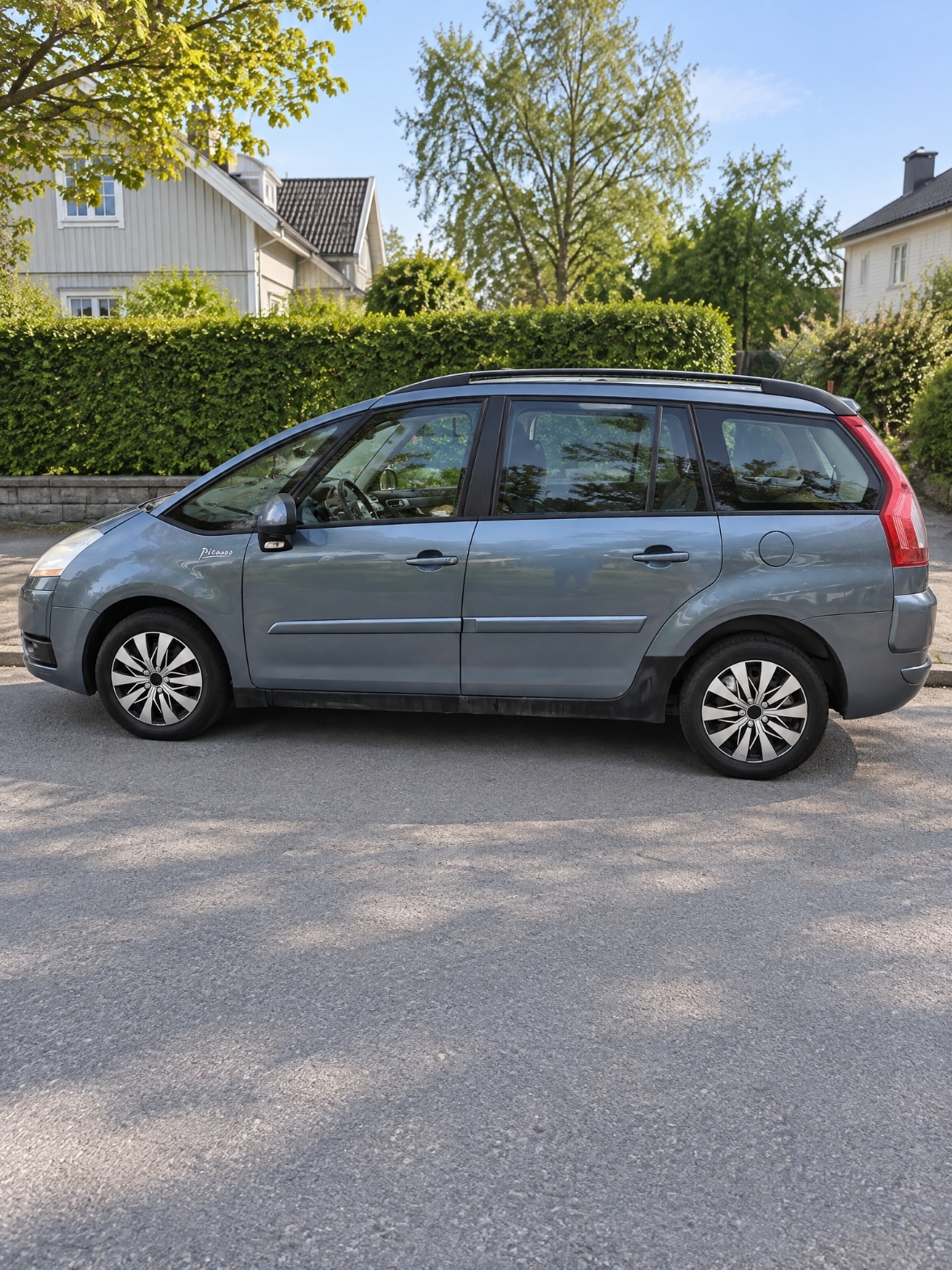 Citroen Grand C4 Picasso 2008, bild 3/10