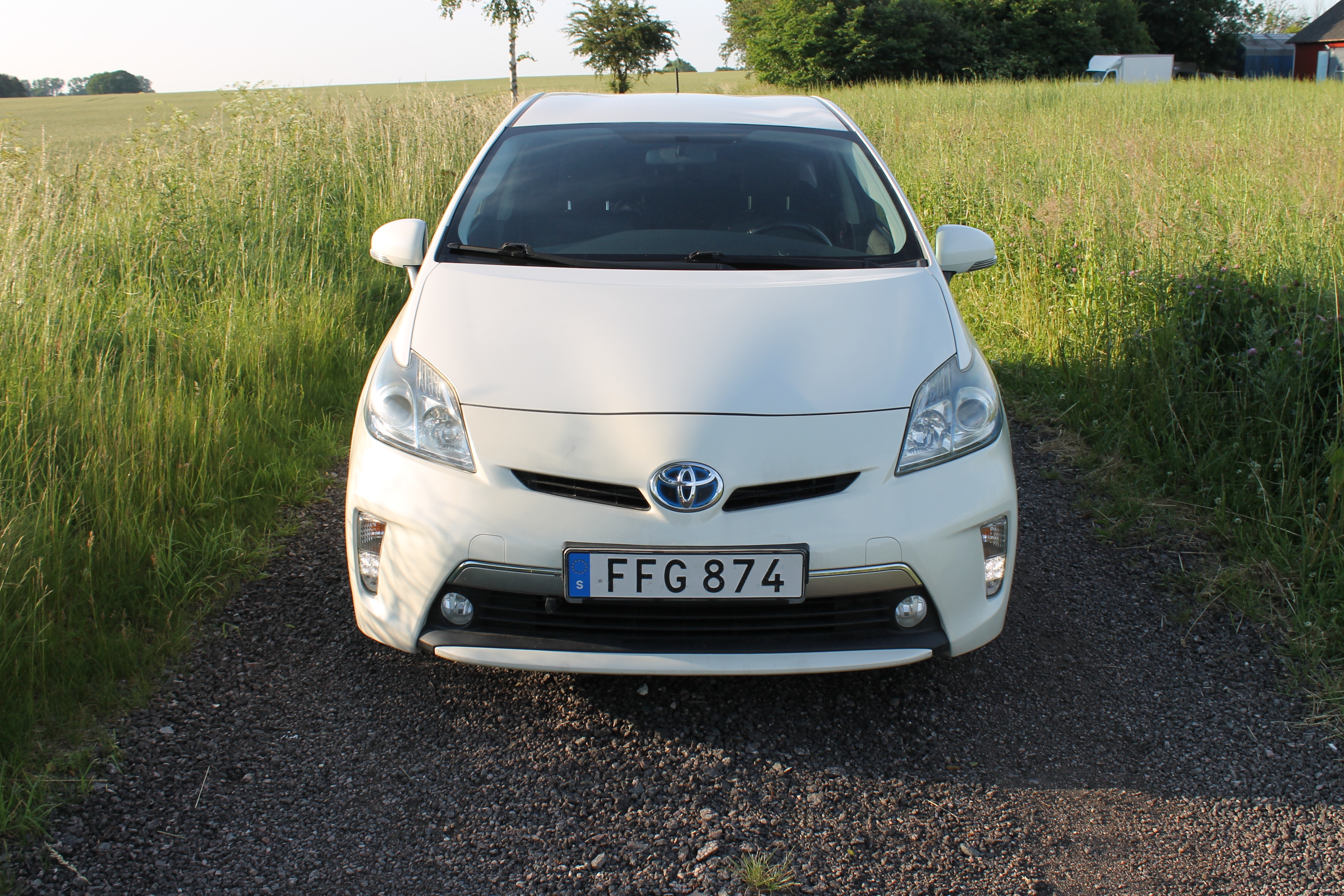 Toyota Prius Plug-in Hybrid 2013, bild 2/10