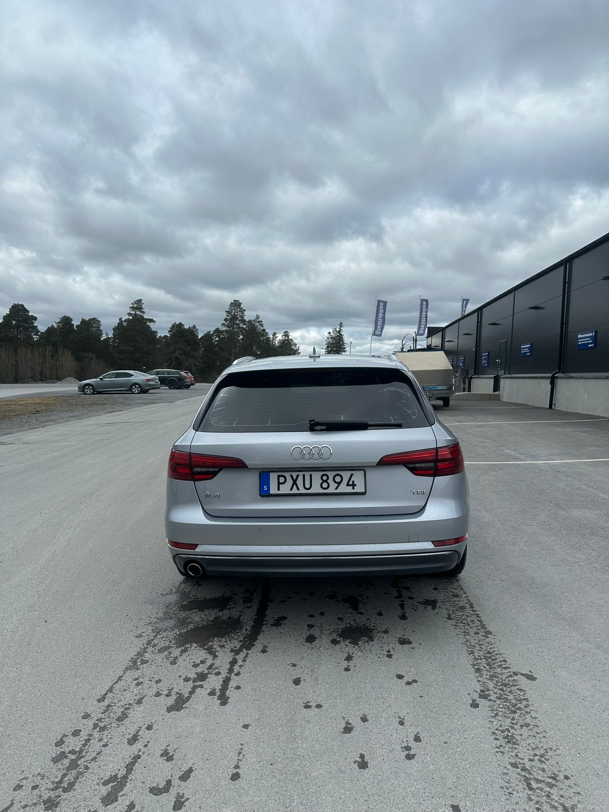 Audi A4 Avant 2.0 TDI Manuell 2017, photo 3/5