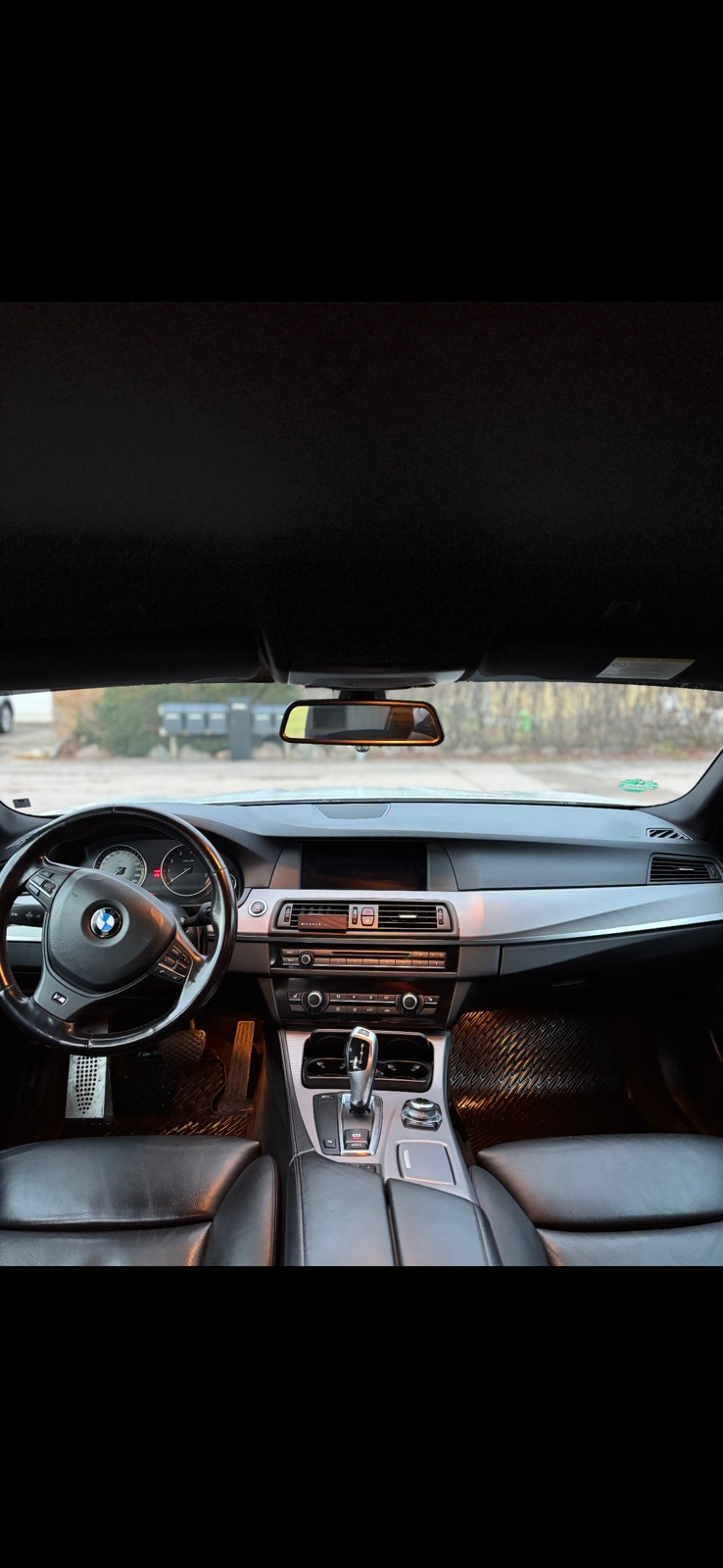 BMW 528 i Touring Steptronic M-Sport 2011, photo 4/4