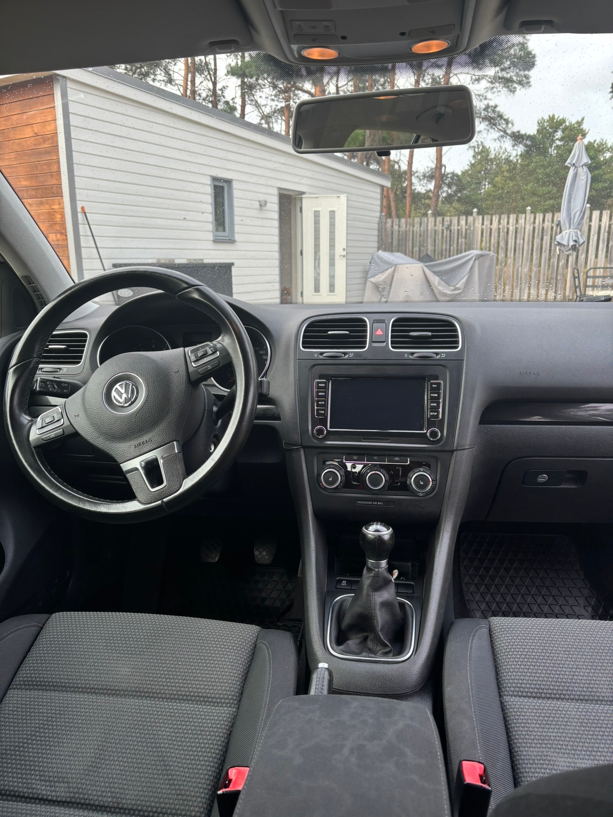 Volkswagen Golf 2011, kuva 5/7