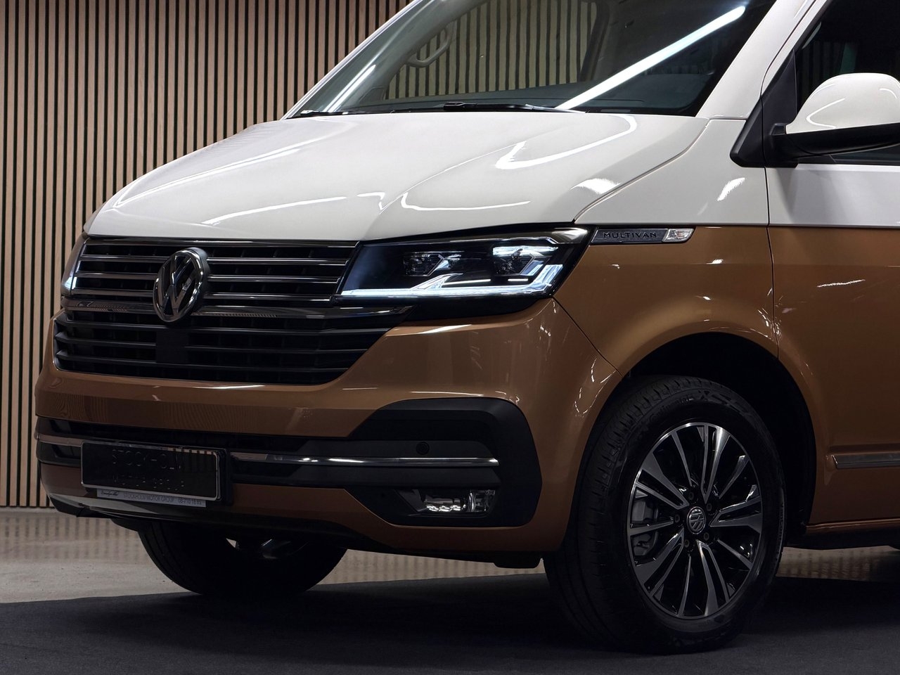 Volkswagen Multivan 2022, photo 6/10