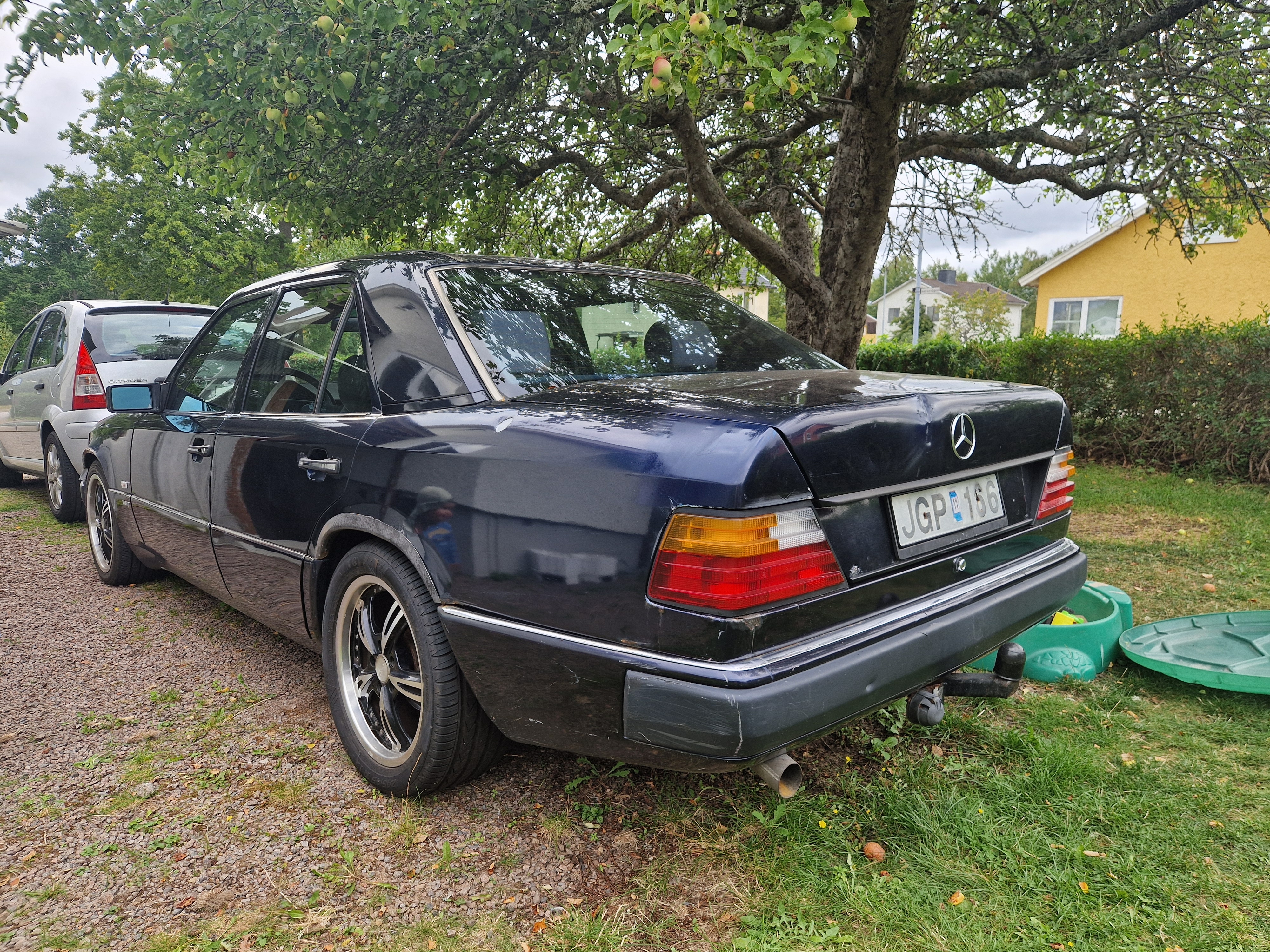 Mercedes-Benz 300 E-24 4G-Tronic 1991, kuva 2/3