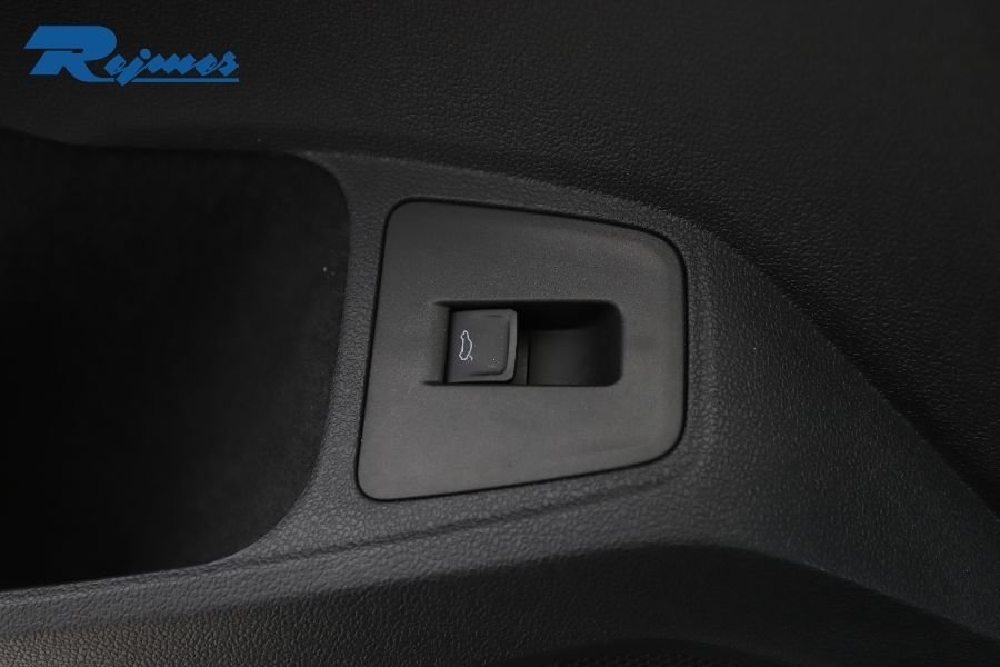 Volkswagen Tiguan 2019, bild 7/10