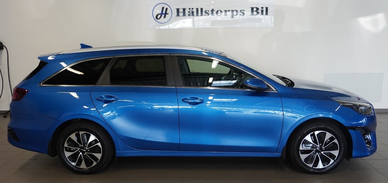 Kia Ceed 2023, bild 2/10