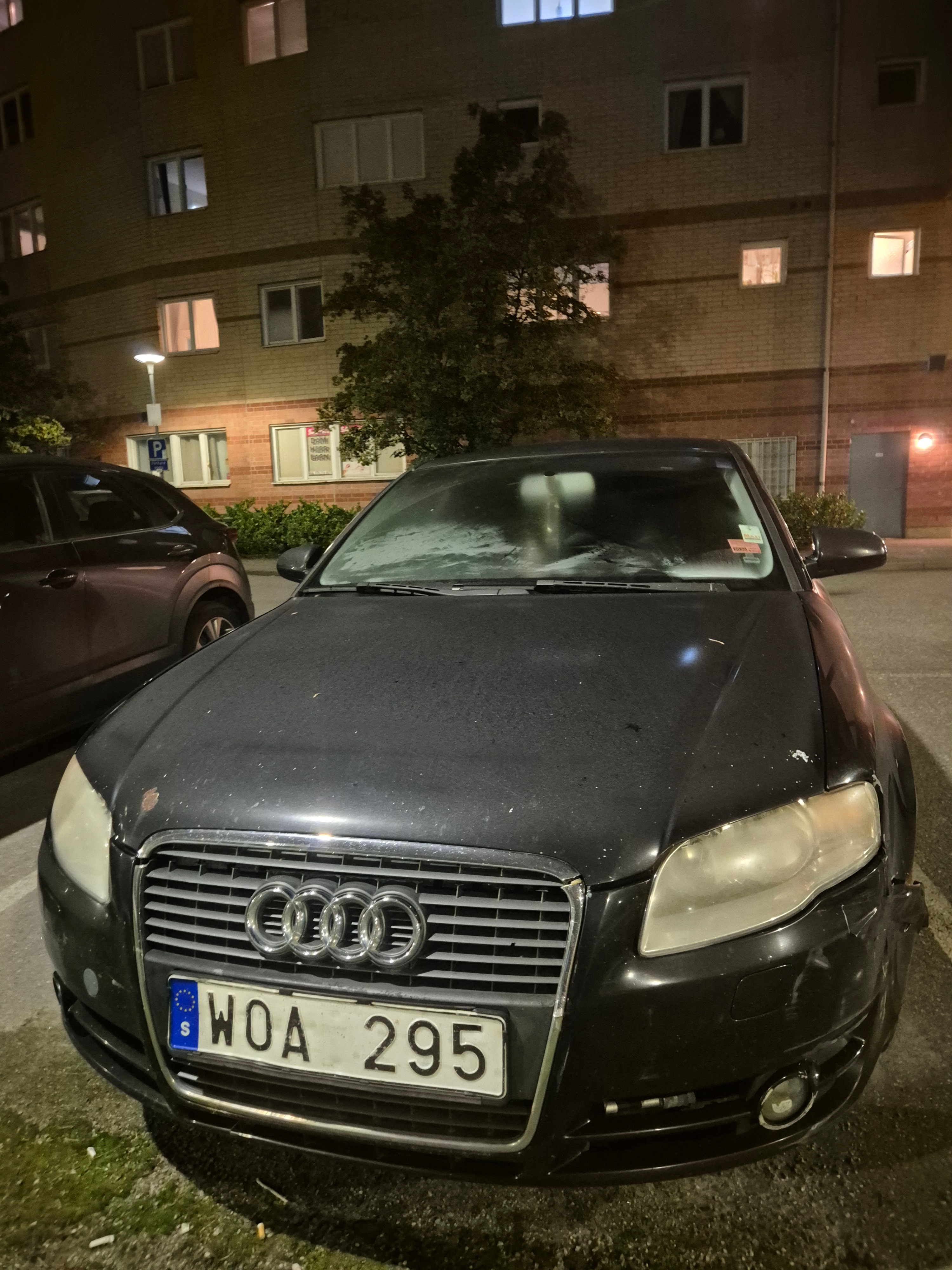 Audi A4 Sedan 2.0 TFSI Manuell 2005, bild 2/7