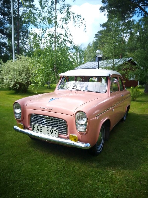 Ford Anglia