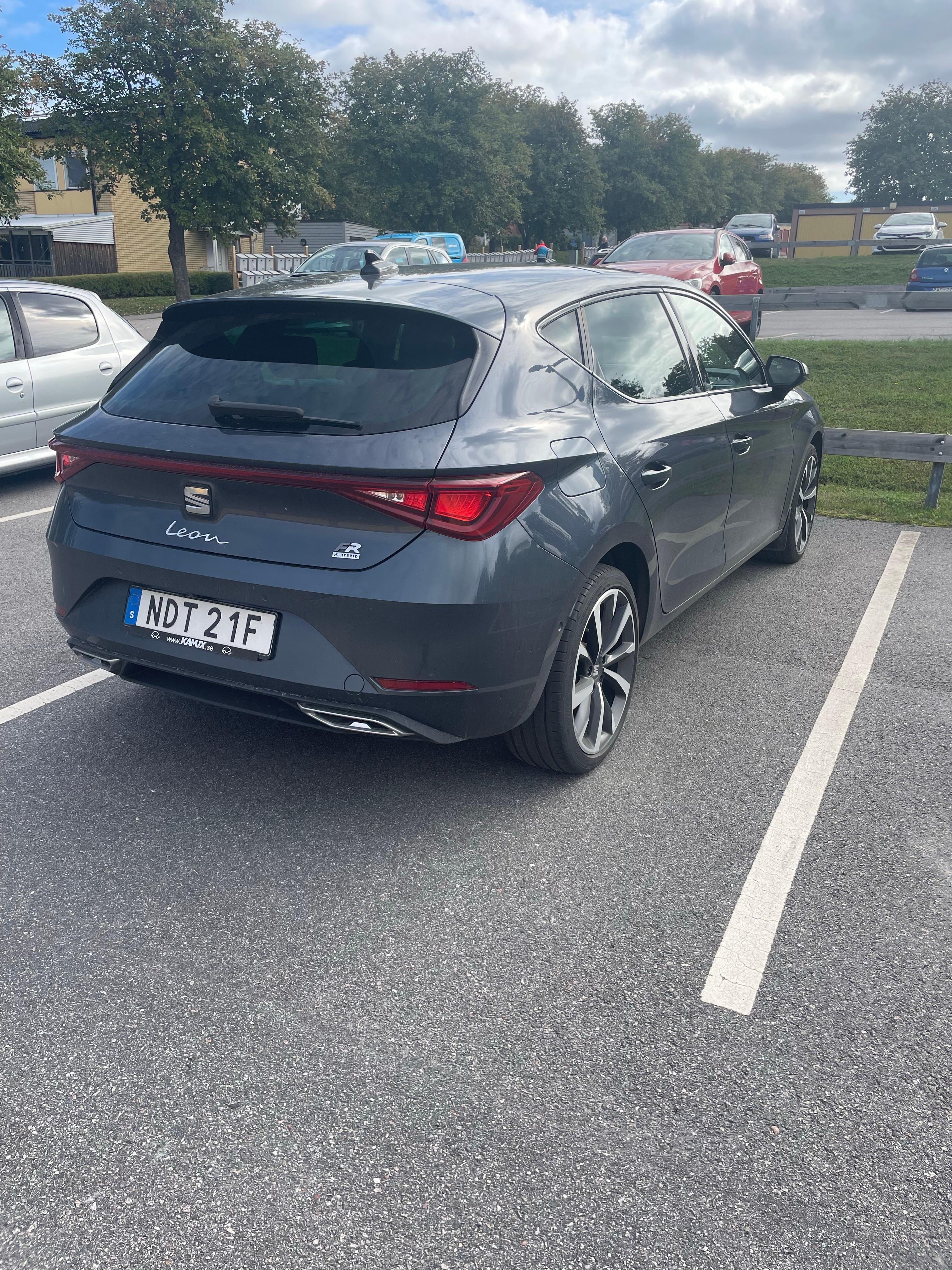 Seat Leon e-Hybrid DSG Sekventiell 2021, bild 6/9
