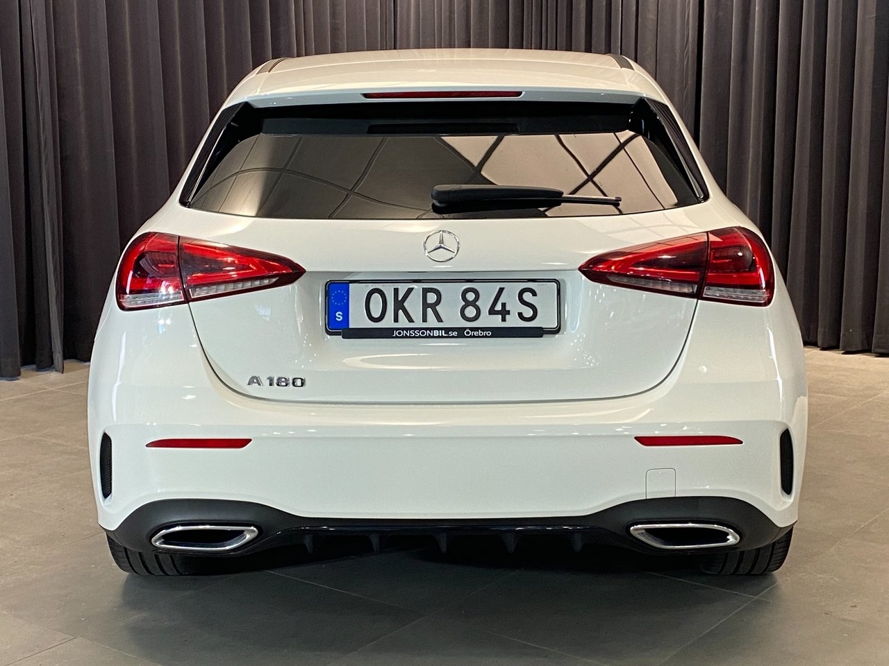 Mercedes-Benz A 180 7G-DCT AMG Line 2021, kuva 2/10