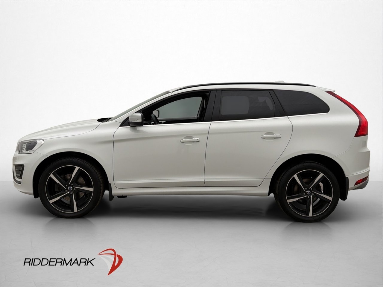 Volvo XC60 D4 R-Design Pano D-Värm 2015, bild 4/32