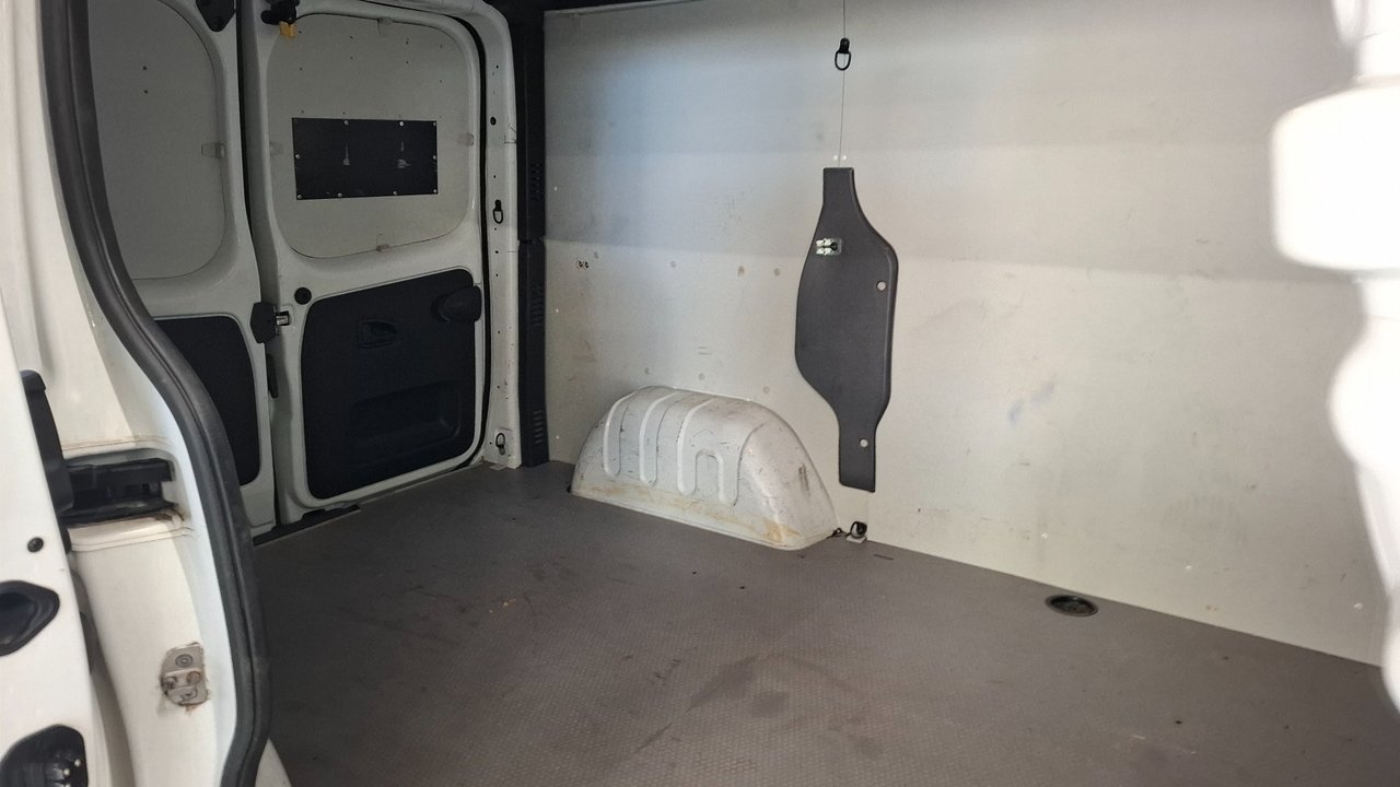Renault Trafic 2018, photo 7/7