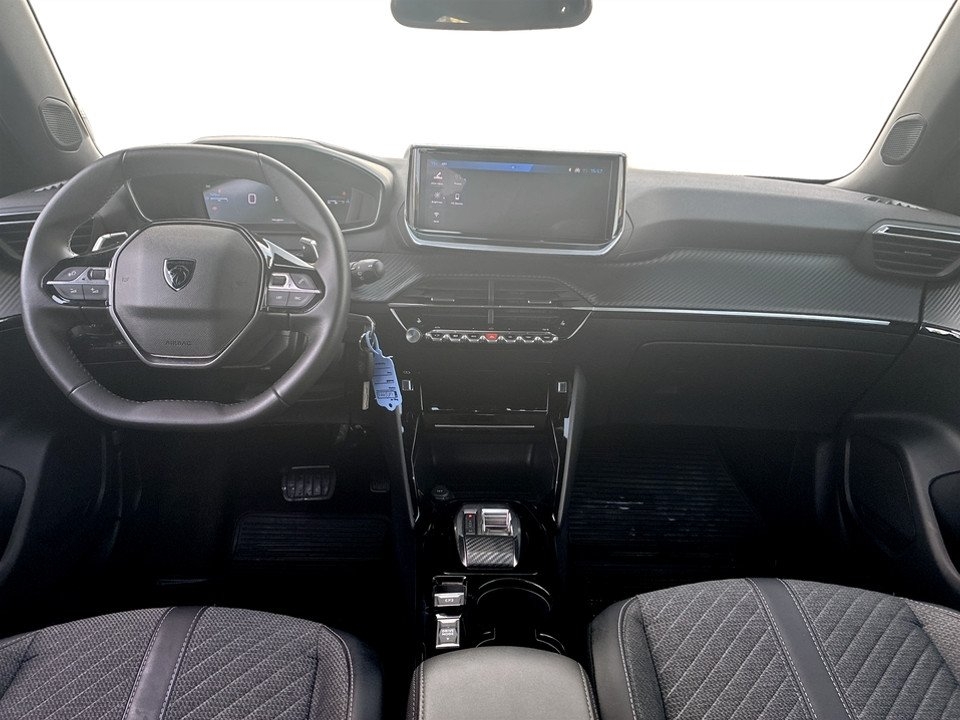Peugeot 2008 Allure 1.2 PT 130hk 2025, bild 6/10