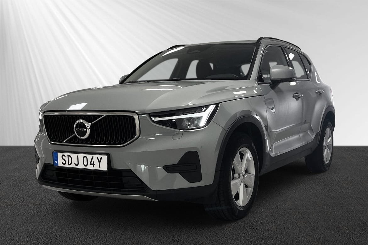 Volvo XC40 B3 FWD Bensin Essential 2024, bild 4/8