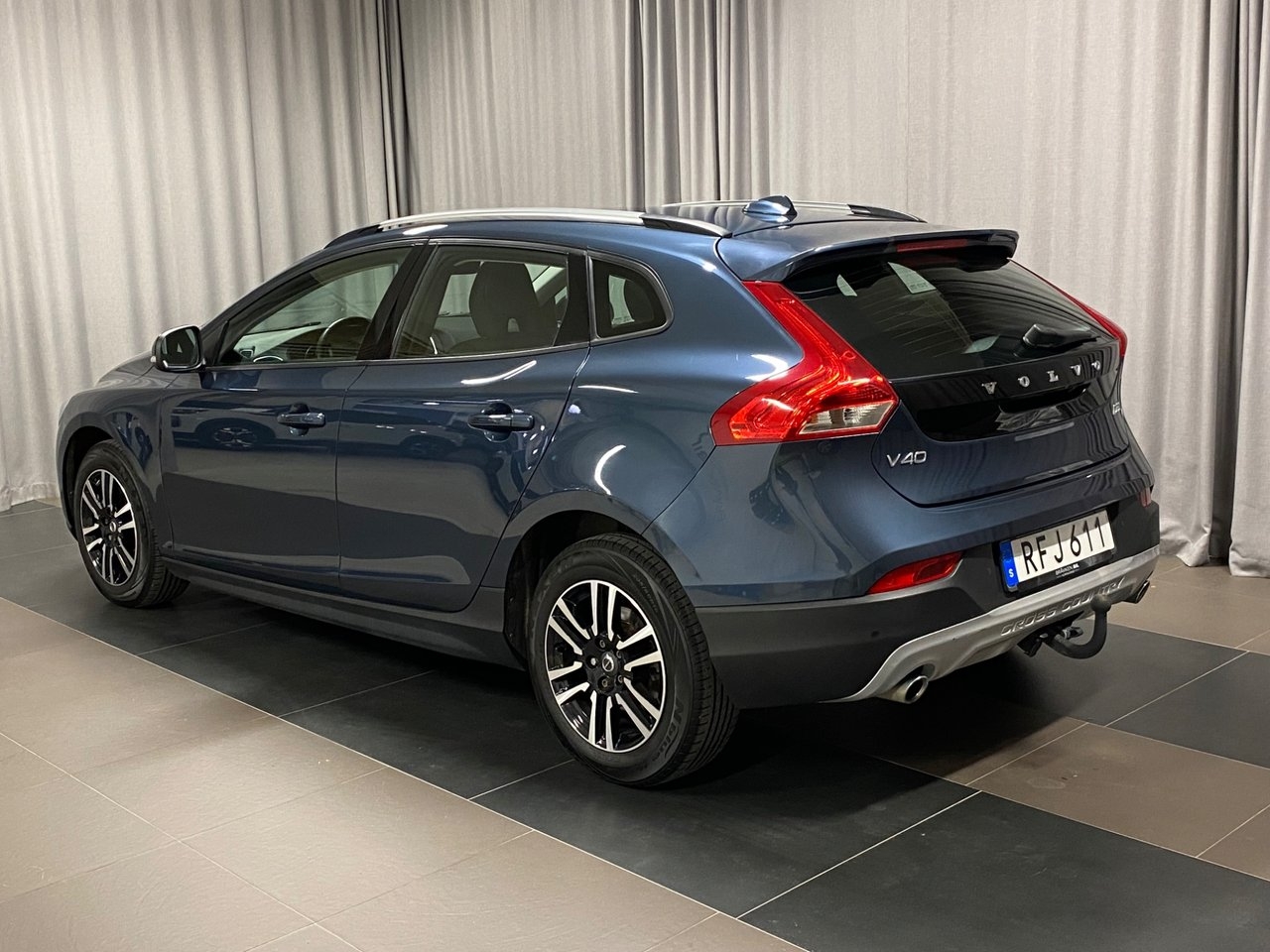 Volvo V40 Cross Country 2019, bild 3/10