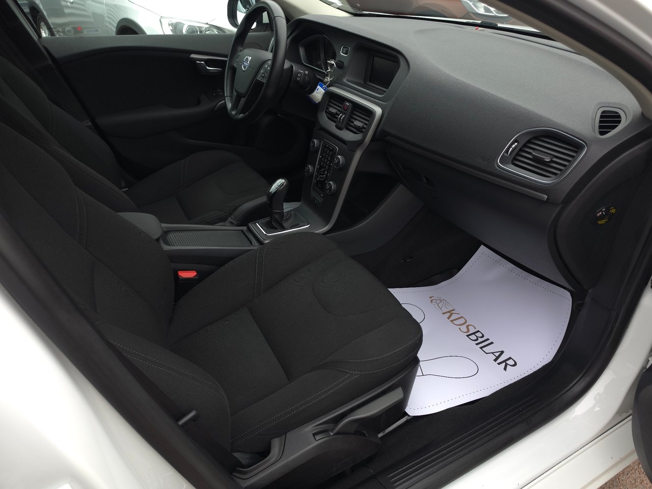 Volvo V40 T2 Nordic Euro 6 122hk 5dr 2016, bild 7/10