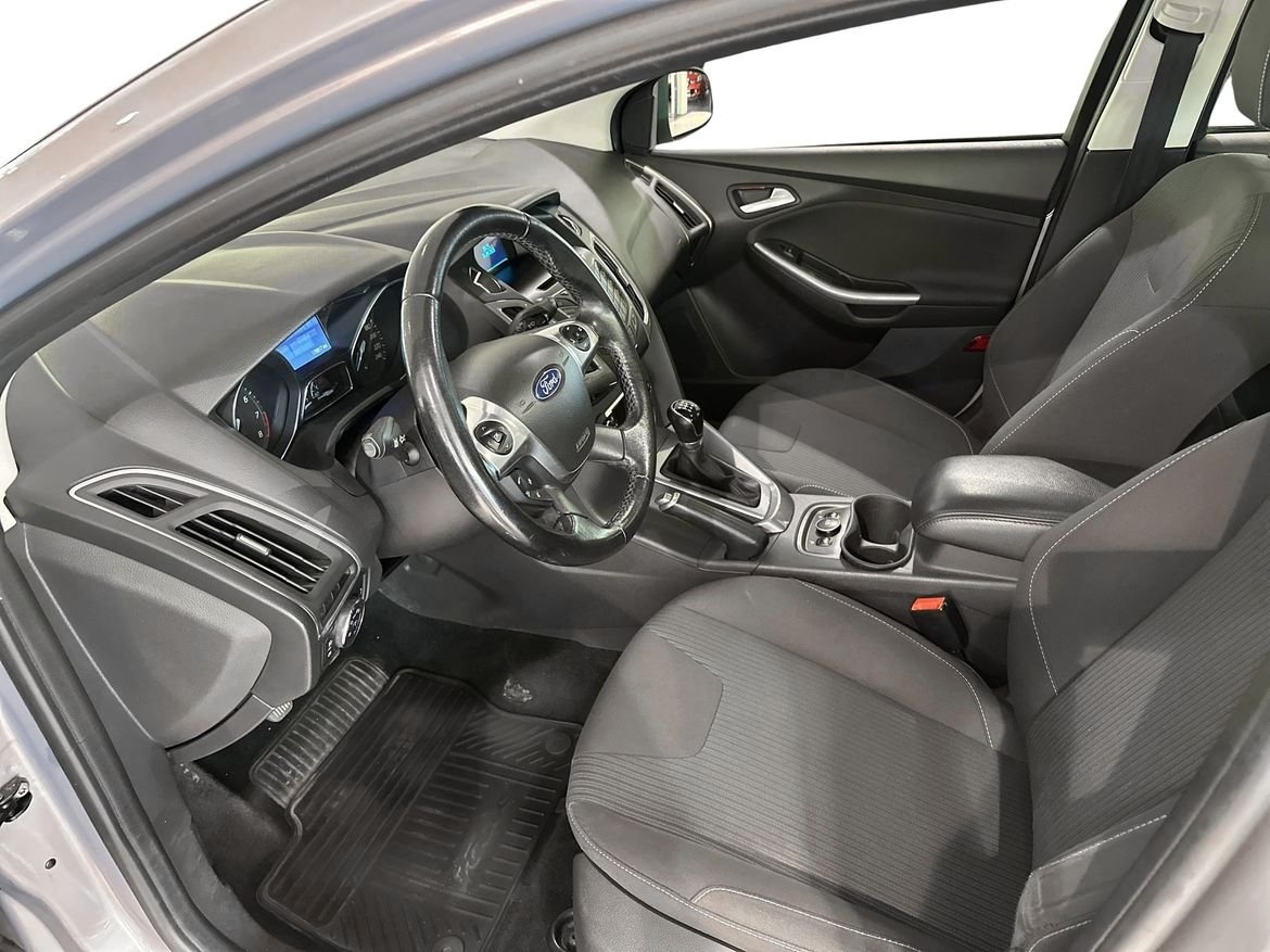 Ford Focus 1.0 100 Titanium Kombi 2014, bild 6/10