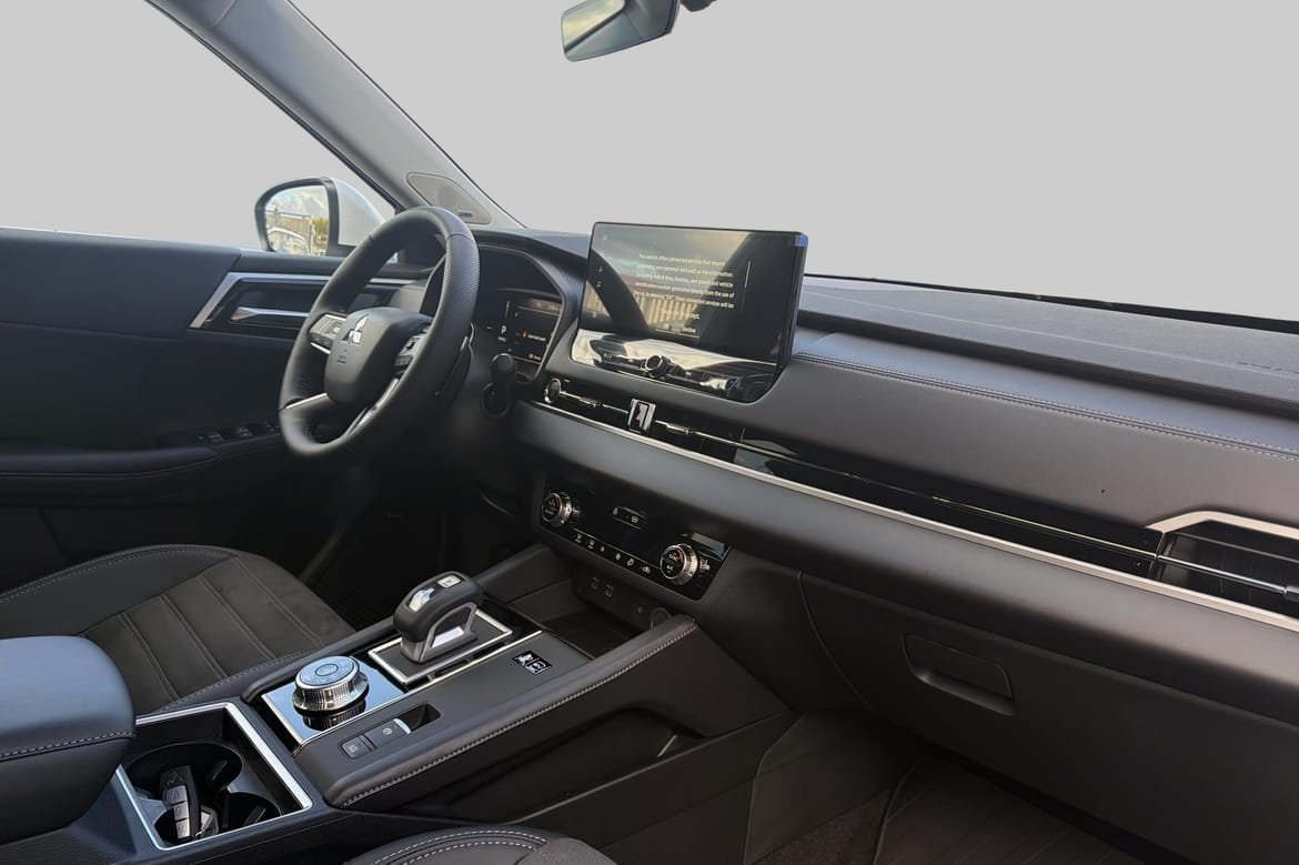 Mitsubishi Outlander PHEV 4WD Intense 2025, bild 4/10