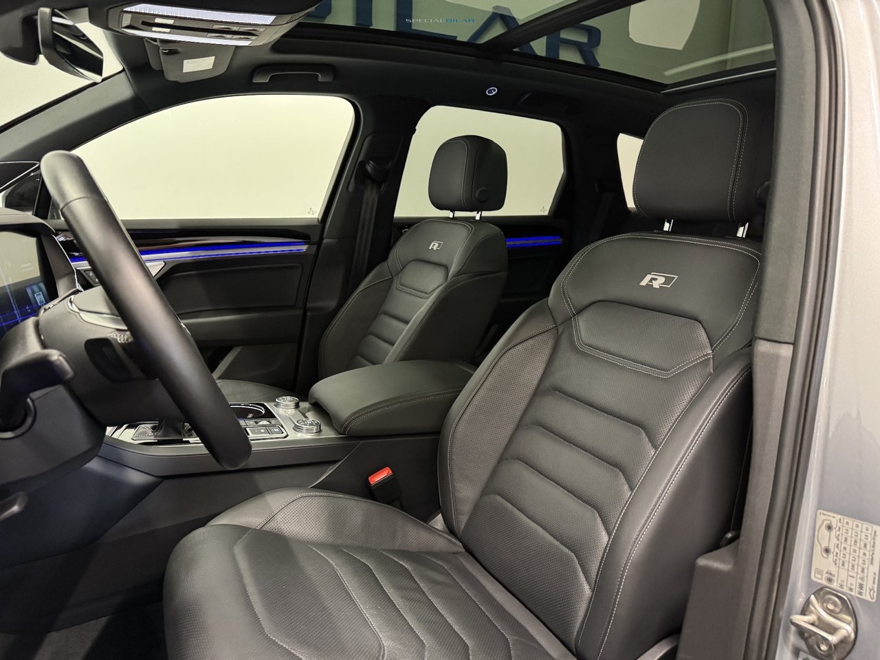 Volkswagen Touareg 2020, photo 6/10