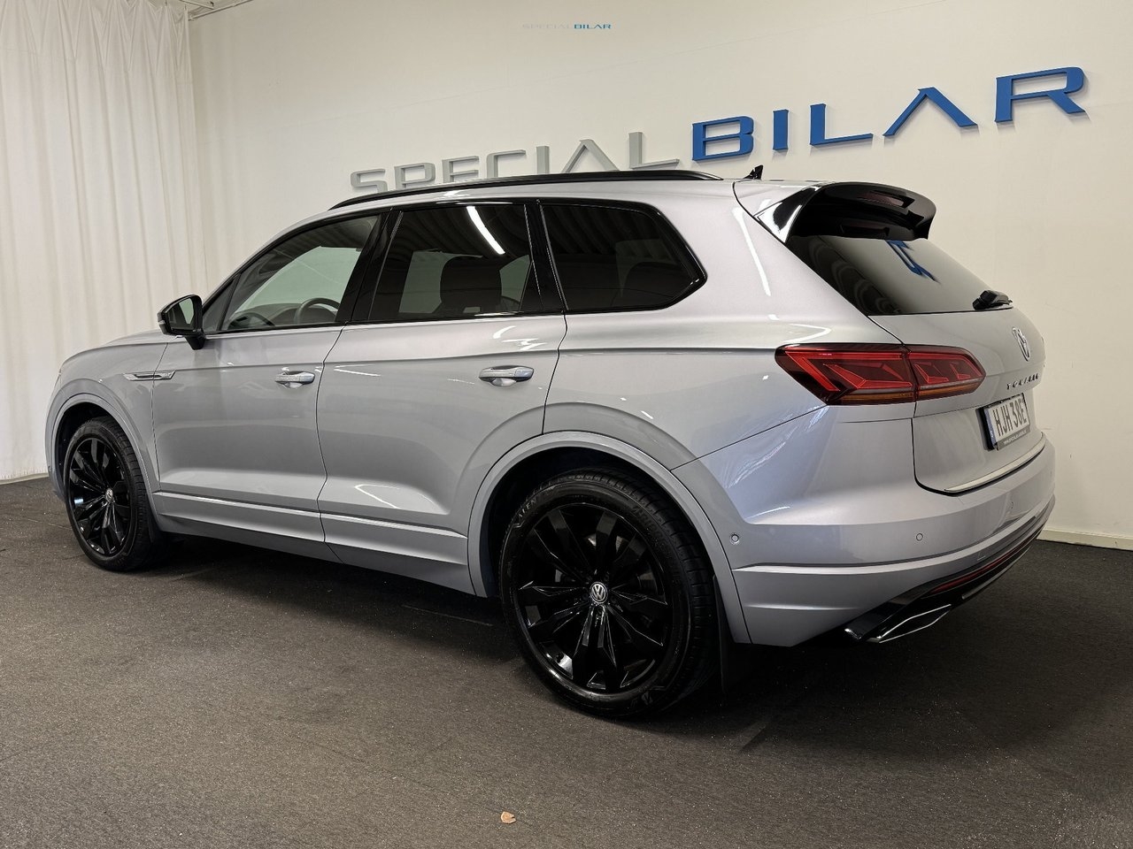 Volkswagen Touareg 2020, photo 3/10