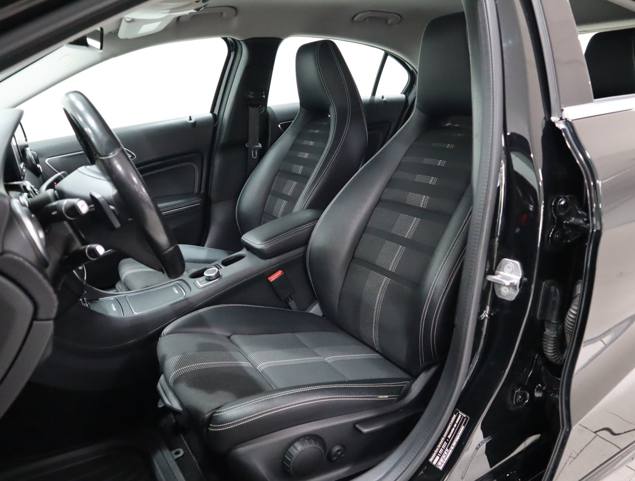 Mercedes-Benz A 2018, bild 7/10