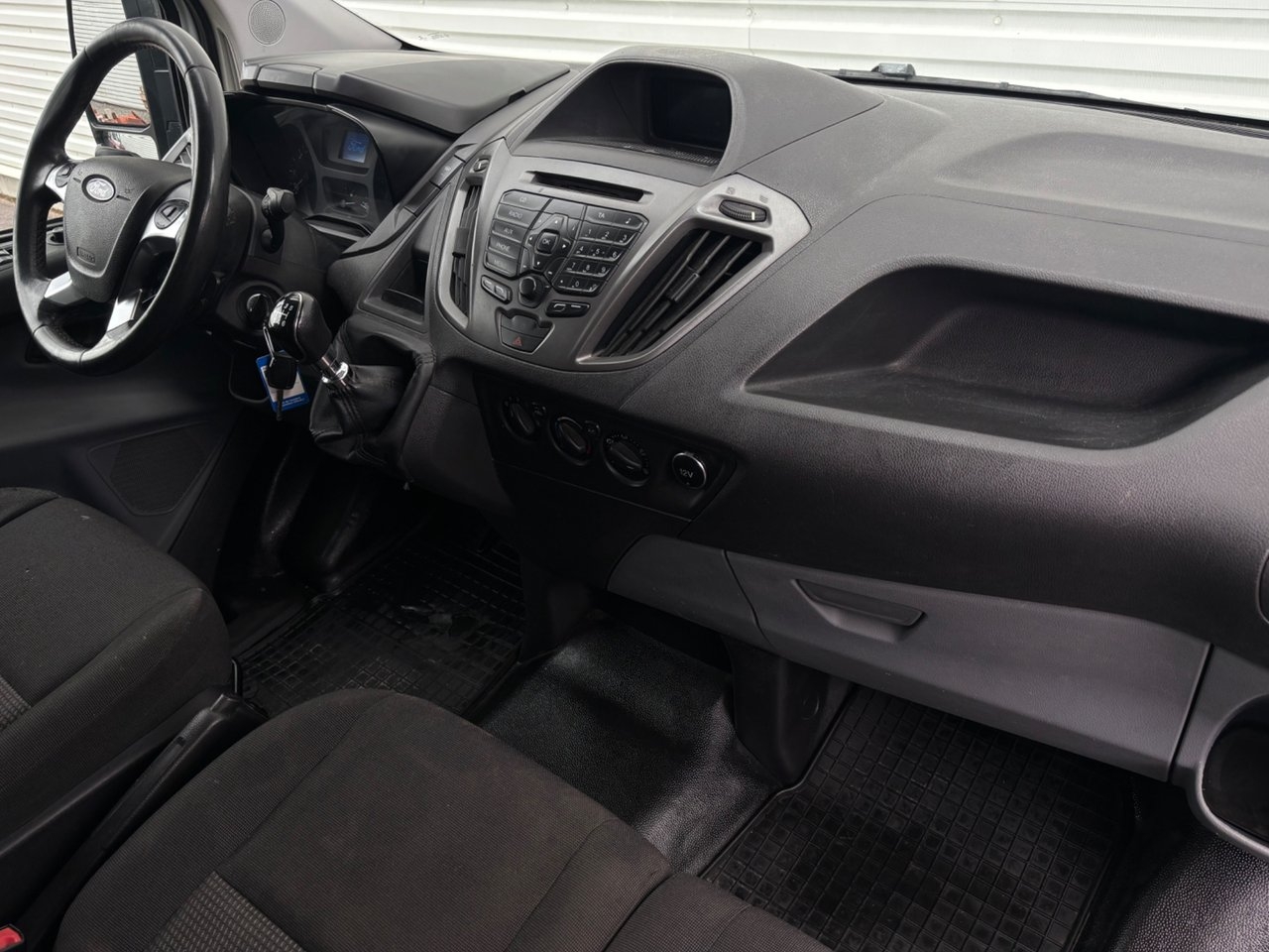 Ford Transit Custom 2013, kuva 7/10